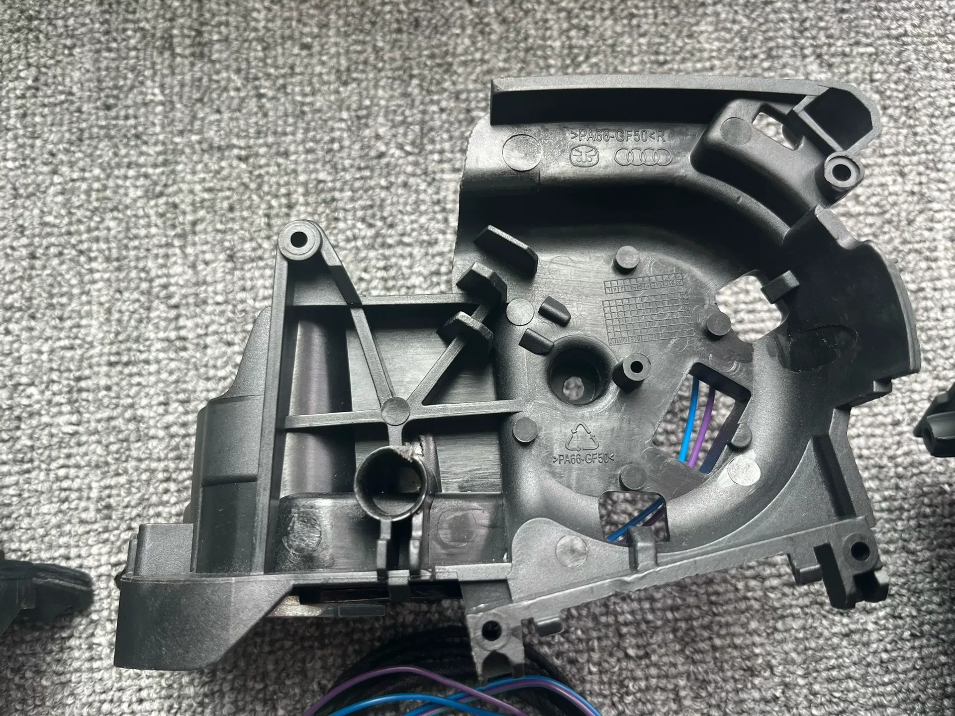 Espejos laterales eléctricos plegables OEM para Audi A3 (2021–2025) – Reemplazo directo con motor de fábrica