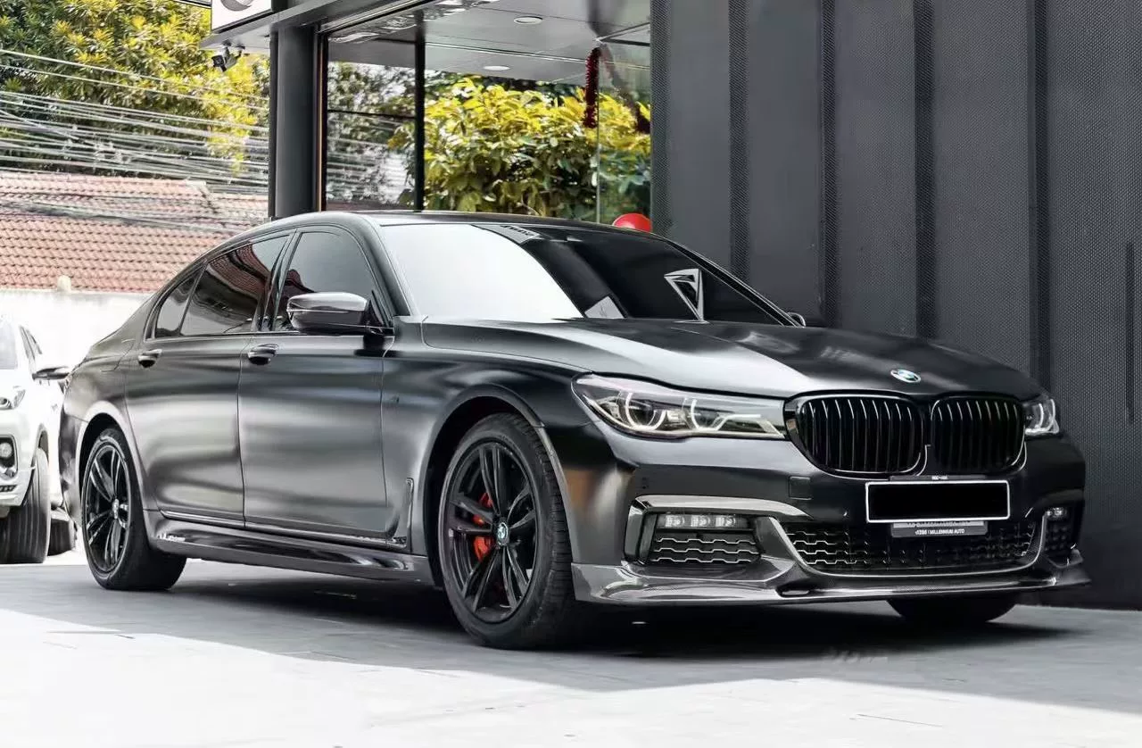 Carbon Fiber Front Lip Spoiler for BMW 7 Series G11/G12 (2016–2019) Sport Package Models