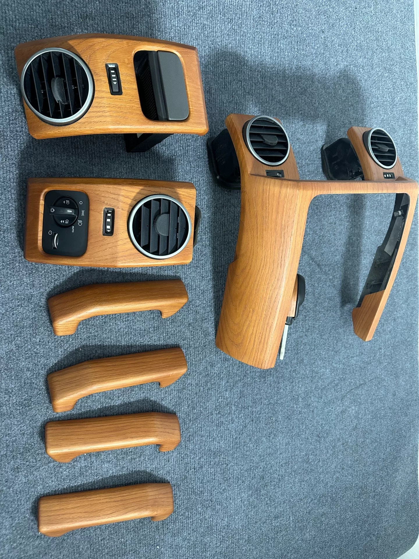 Land Rover Discovery 3 Red-Brown Ash Wood Steering Wheel Trim Kit