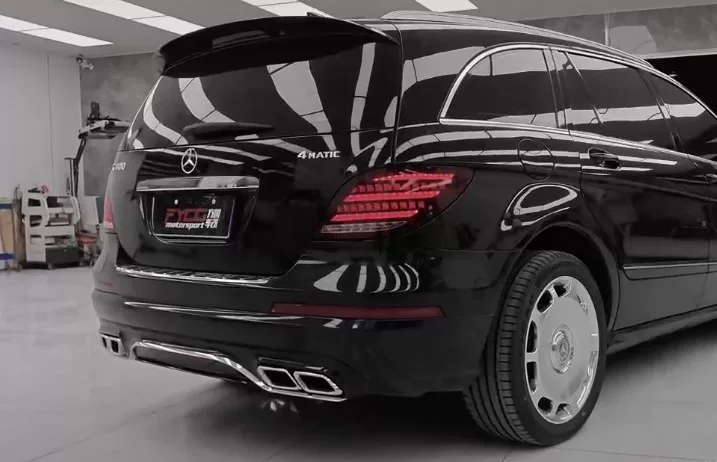 2009-2017 Mercedes-Benz R-Class (_ _ _ _) Maybach-Style LED Tail Light Assembly - Sequential Turn Signal