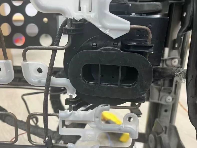 Sistema de ventilação do banco da BMW para iDrive 7 e iDrive 8 – Integrado de fábrica, com controle por tela sensível ao toque em 3 níveis e ativação por voz