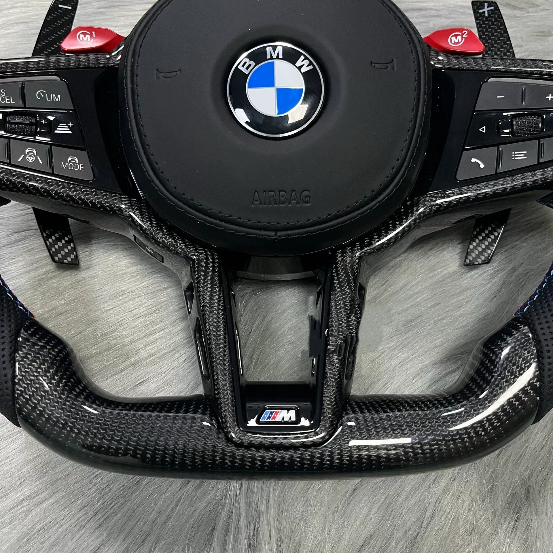 BMW CS Carbon Fiber Steering Wheel (Compatible with 2/3/4/5/7 Series and X3/X4/X5 F/G Platforms)