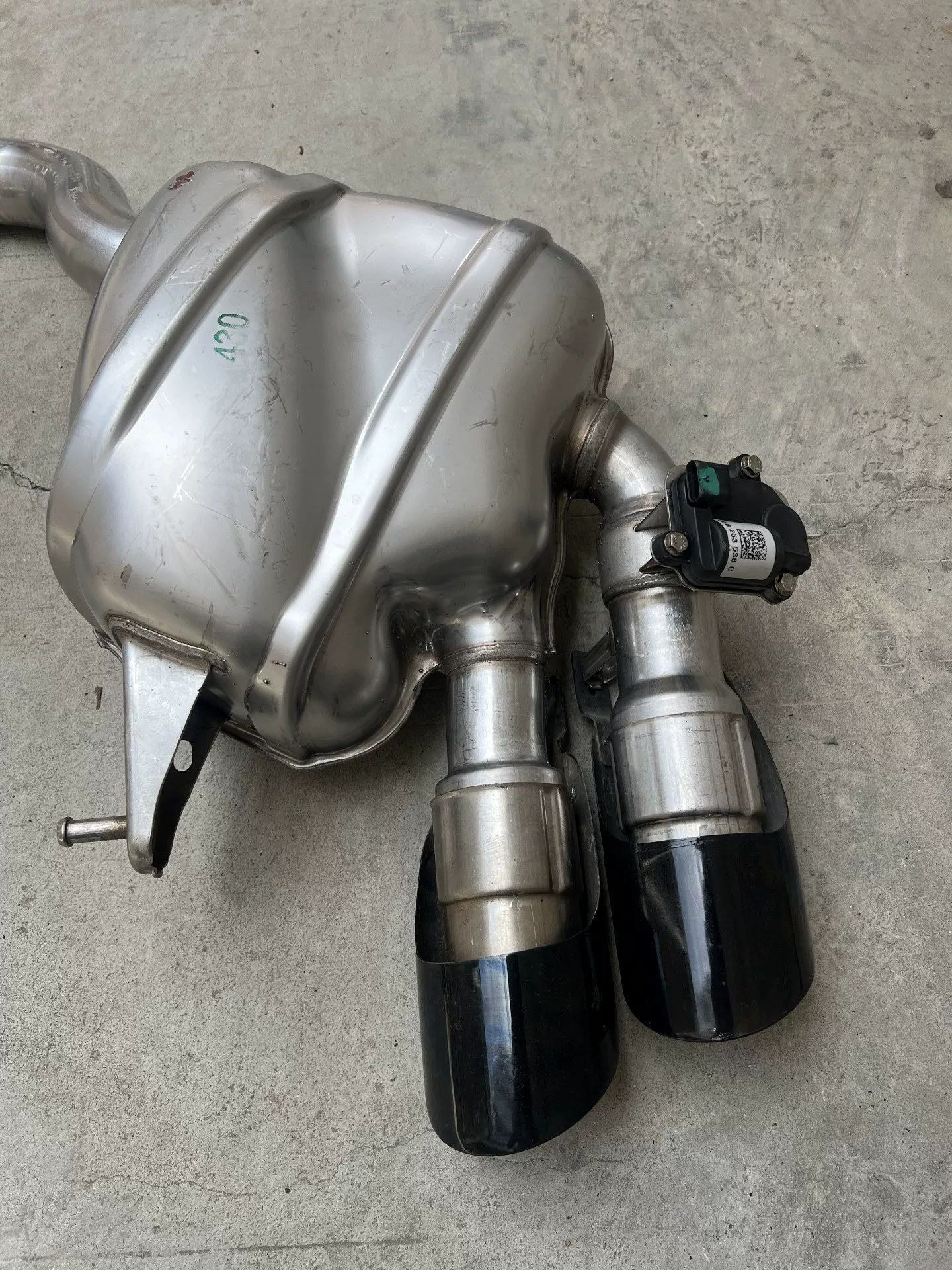 Porsche Macan (2019-2025) Genuine GTS Sport Exhaust System with Dual Chrome Tips