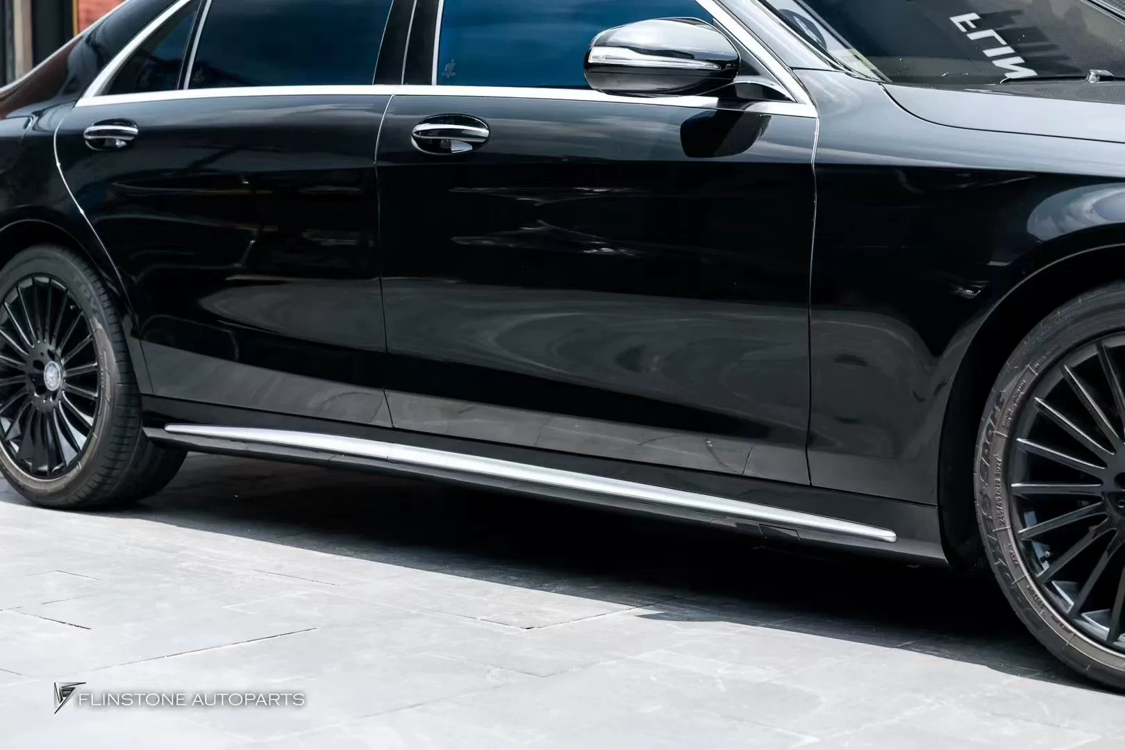 AMG-Style Side Skirts for Mercedes-Benz S-Class W222 (S63/S65) – Chrome Trim Edition