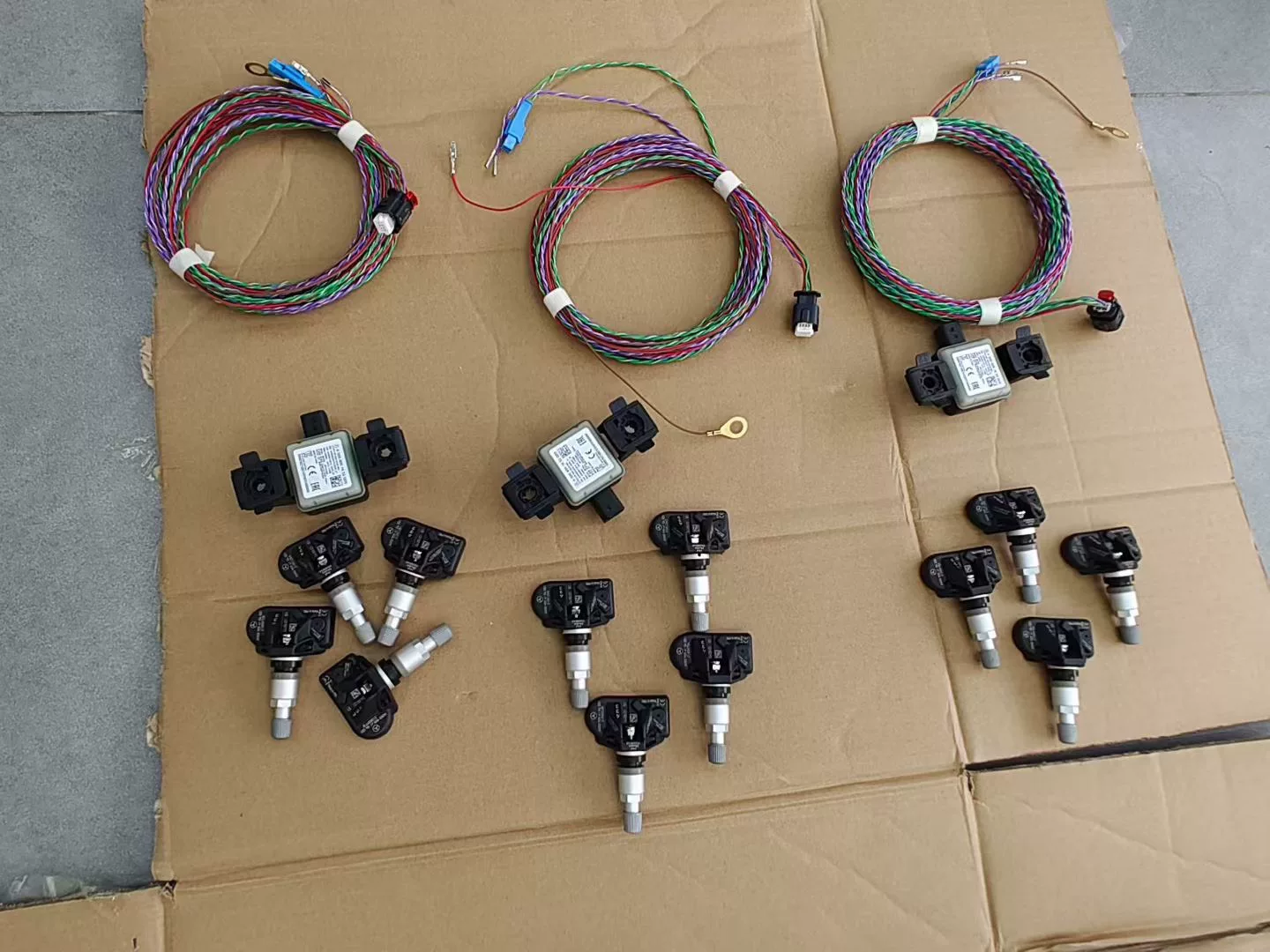 OEM Mercedes-Benz TPMS Sensors for Older Models – Upgrade Your Car’s Tire Pressure Monitoring System