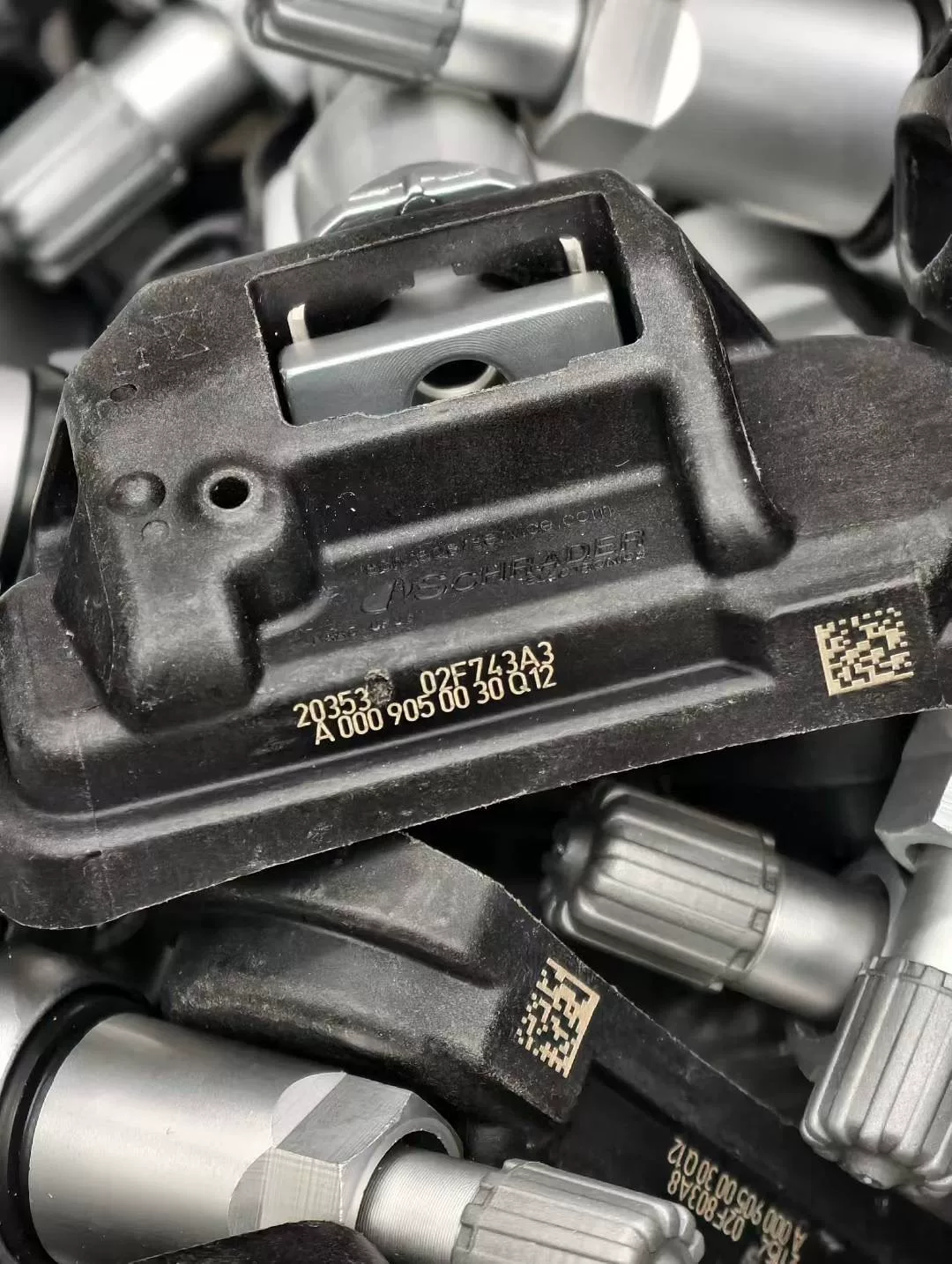 OEM Mercedes-Benz TPMS Sensors for Older Models – Upgrade Your Car’s Tire Pressure Monitoring System