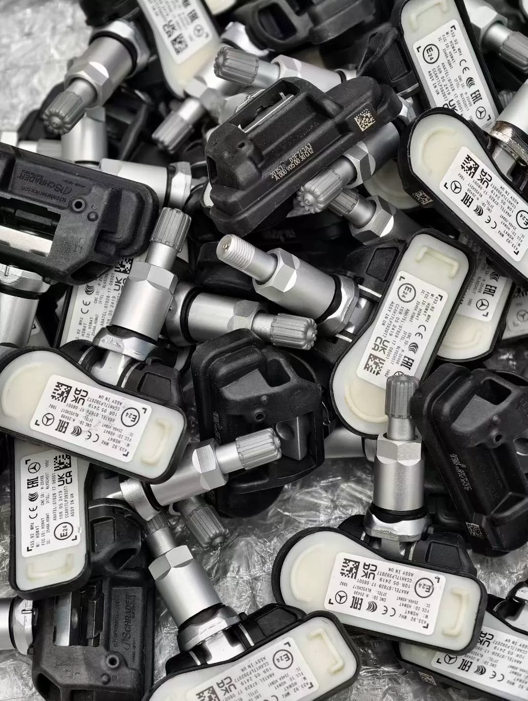 OEM Mercedes-Benz TPMS Sensors for Older Models – Upgrade Your Car’s Tire Pressure Monitoring System
