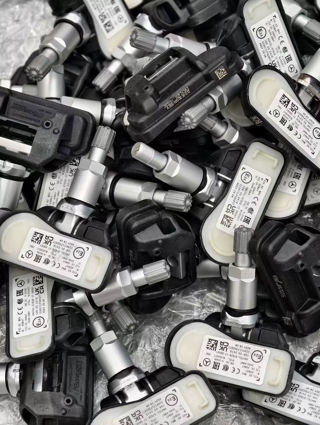 OEM Mercedes-Benz TPMS Sensors for Older Models – Upgrade Your Car’s Tire Pressure Monitoring System