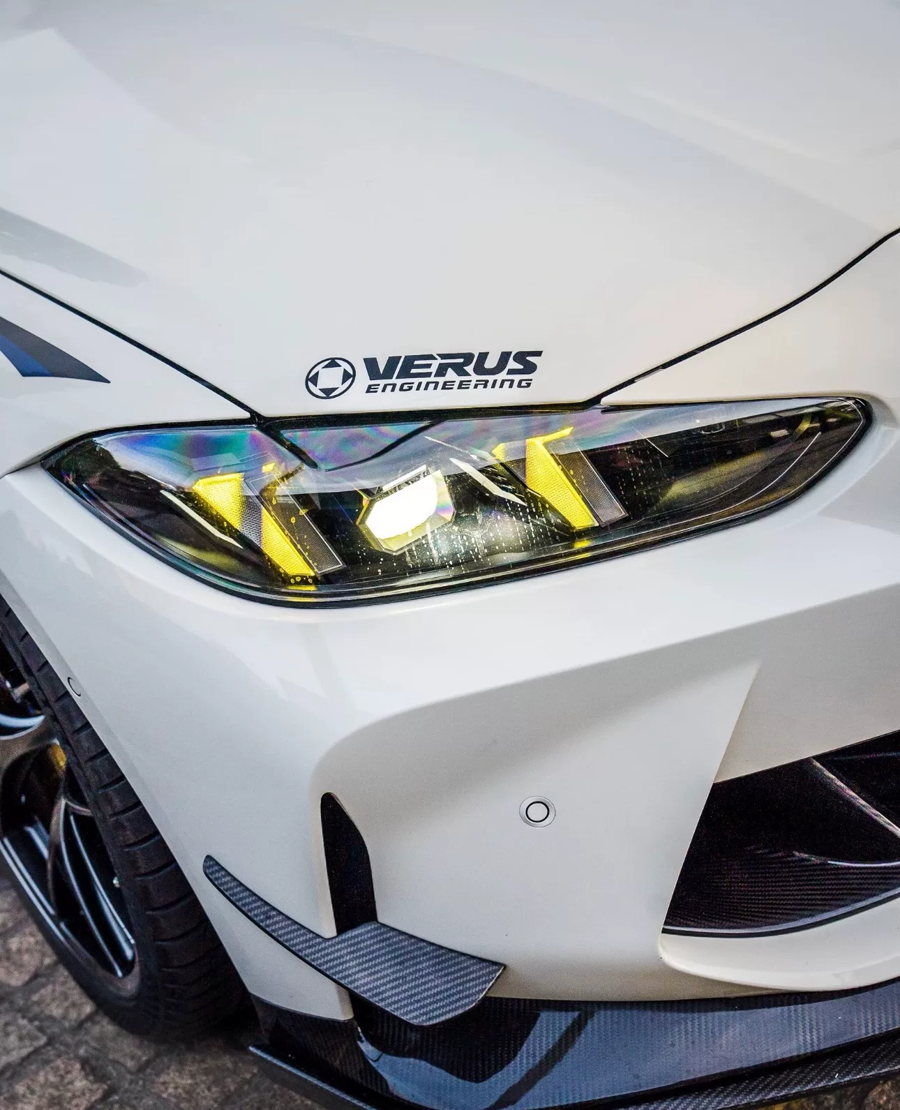 BMW M3 CS/M4 CS Factory Gold Eye Headlights (G80/G82/G83)