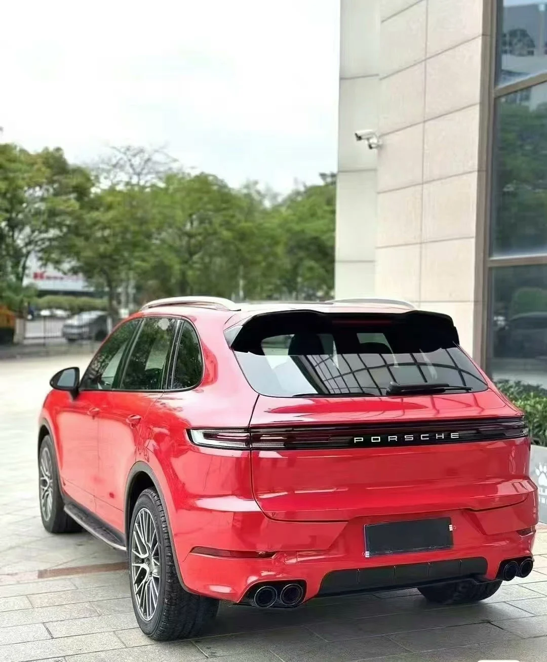 Kit de para-choques traseiros para Porsche Cayenne (2011–2017) com reestilização, compatível com o modelo 2024