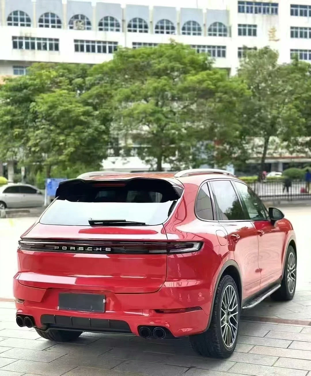 Kit de para-choques traseiros para Porsche Cayenne (2011–2017) com reestilização, compatível com o modelo 2024