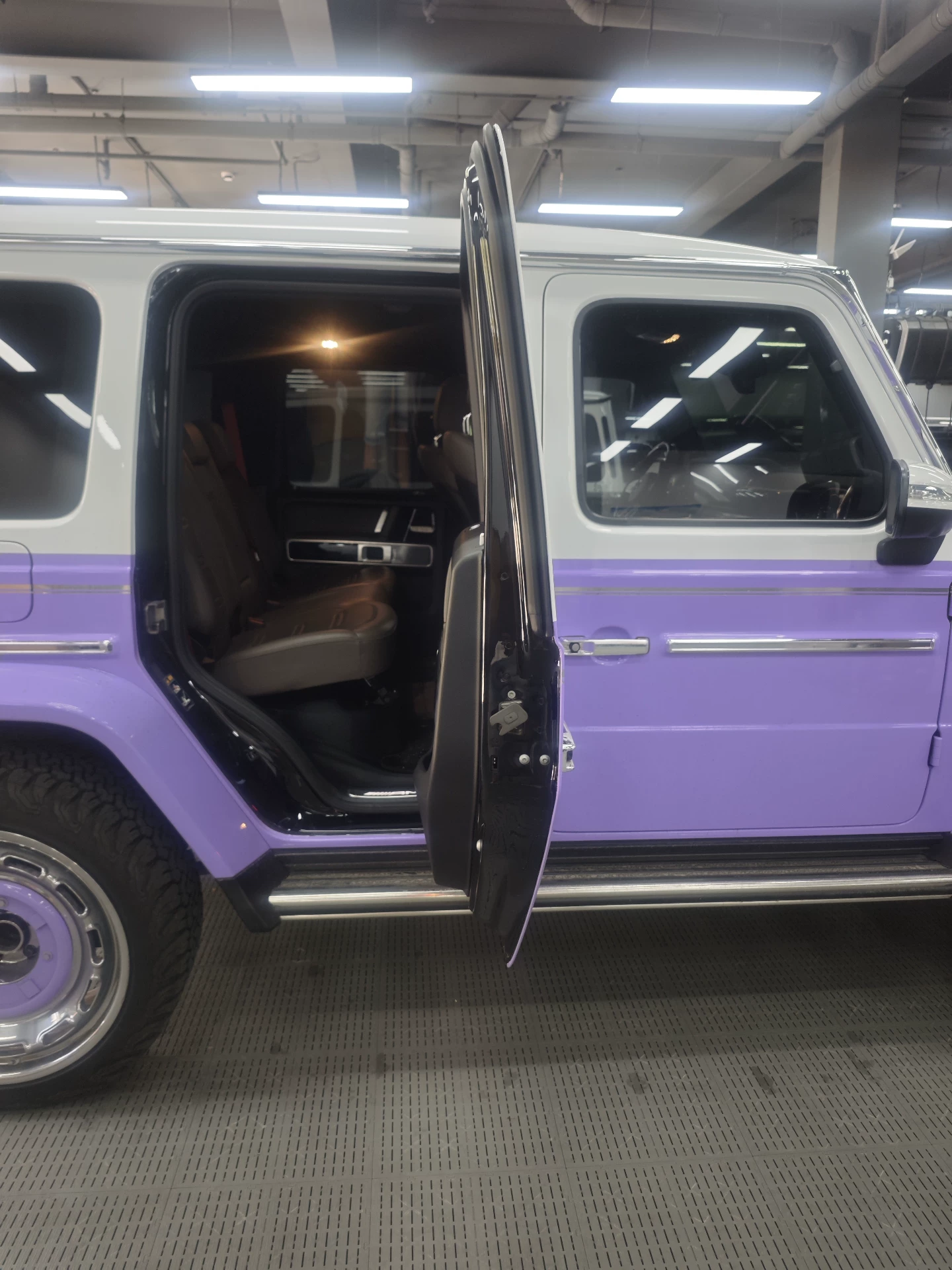 Abrepuertas de 90° para Mercedes-Benz Clase G – Embalaje en caja de aluminio OEM AKPA