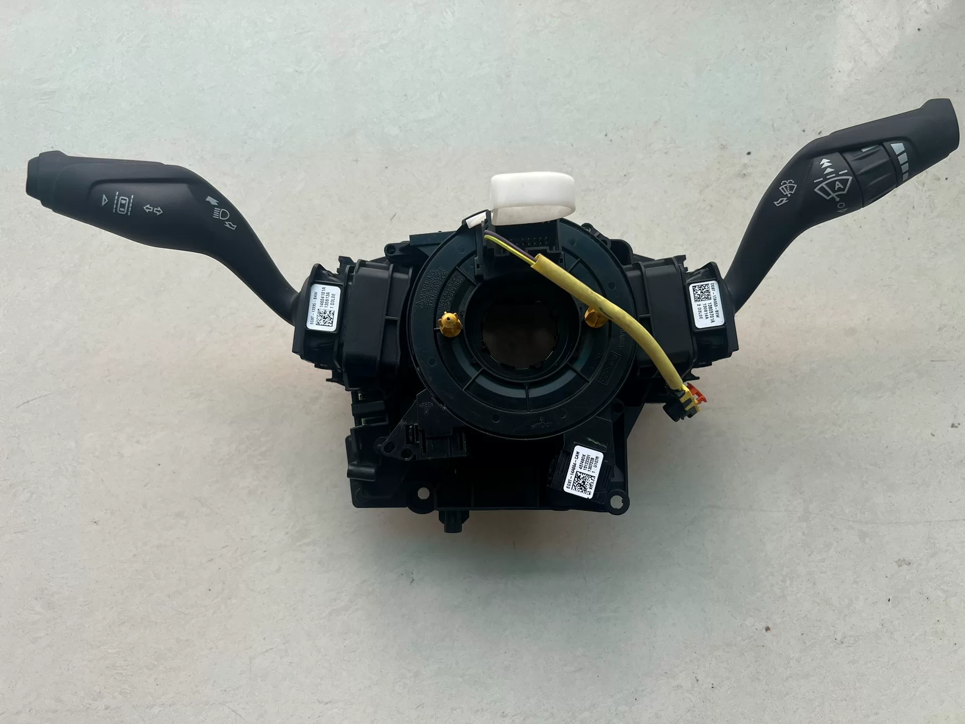 Carcasa del módulo de control de la columna de dirección (SCCM) de grado OEM para Ford Mondeo, Edge, Taurus y Explorer
