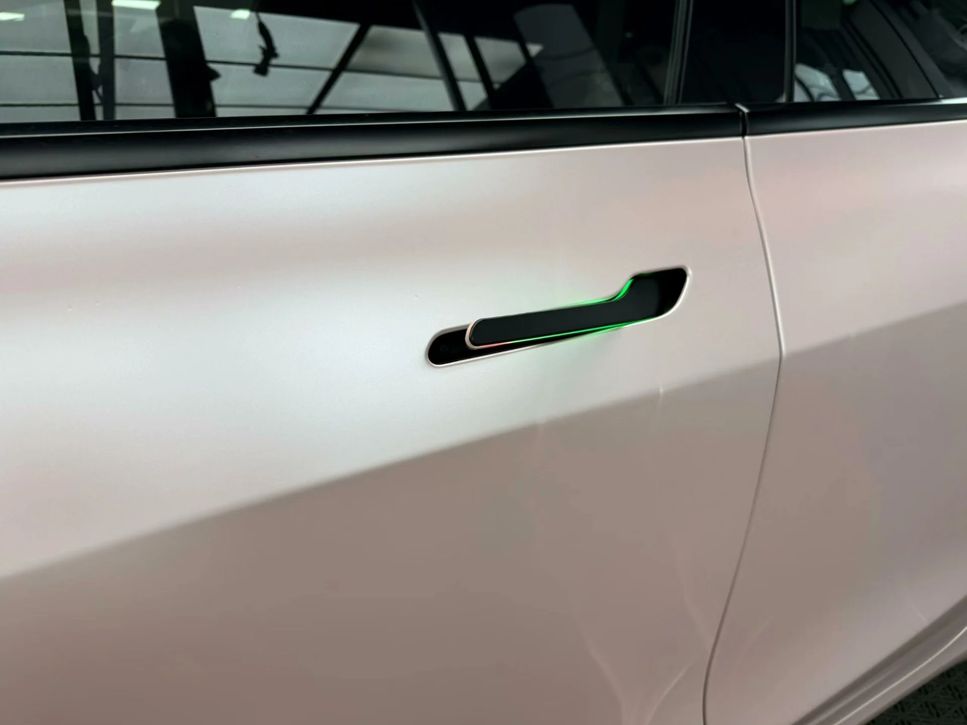 Tesla Model 3/Y Electric Door Handles (with LED Pull Lights)