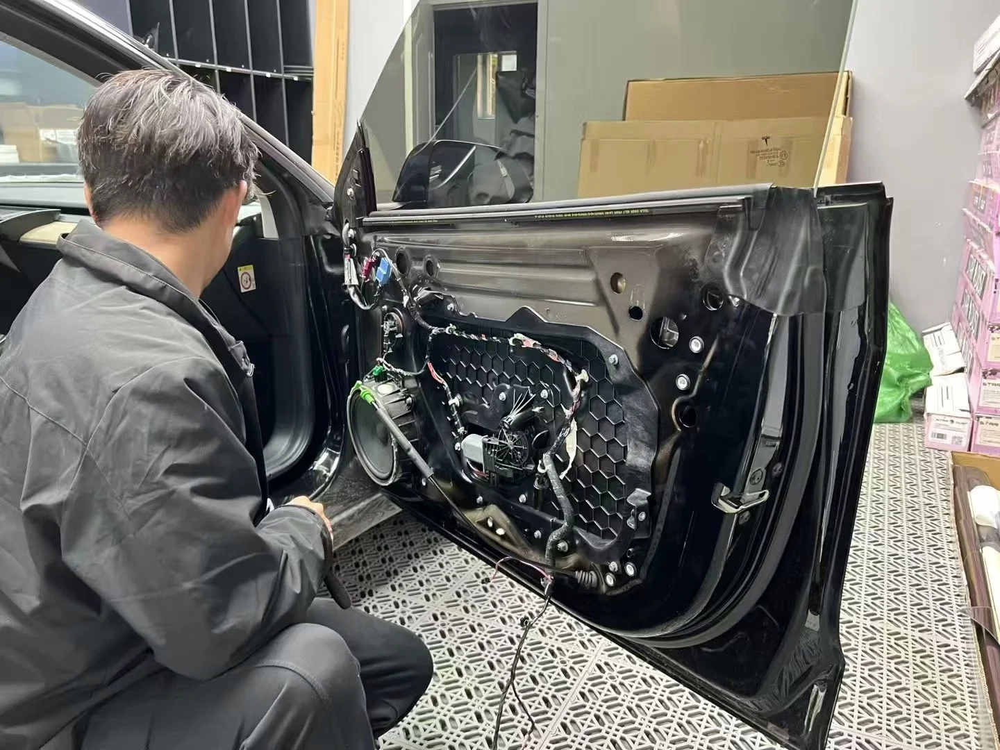 Tesla Model 3/Y Electric Door Handles (with LED Pull Lights)