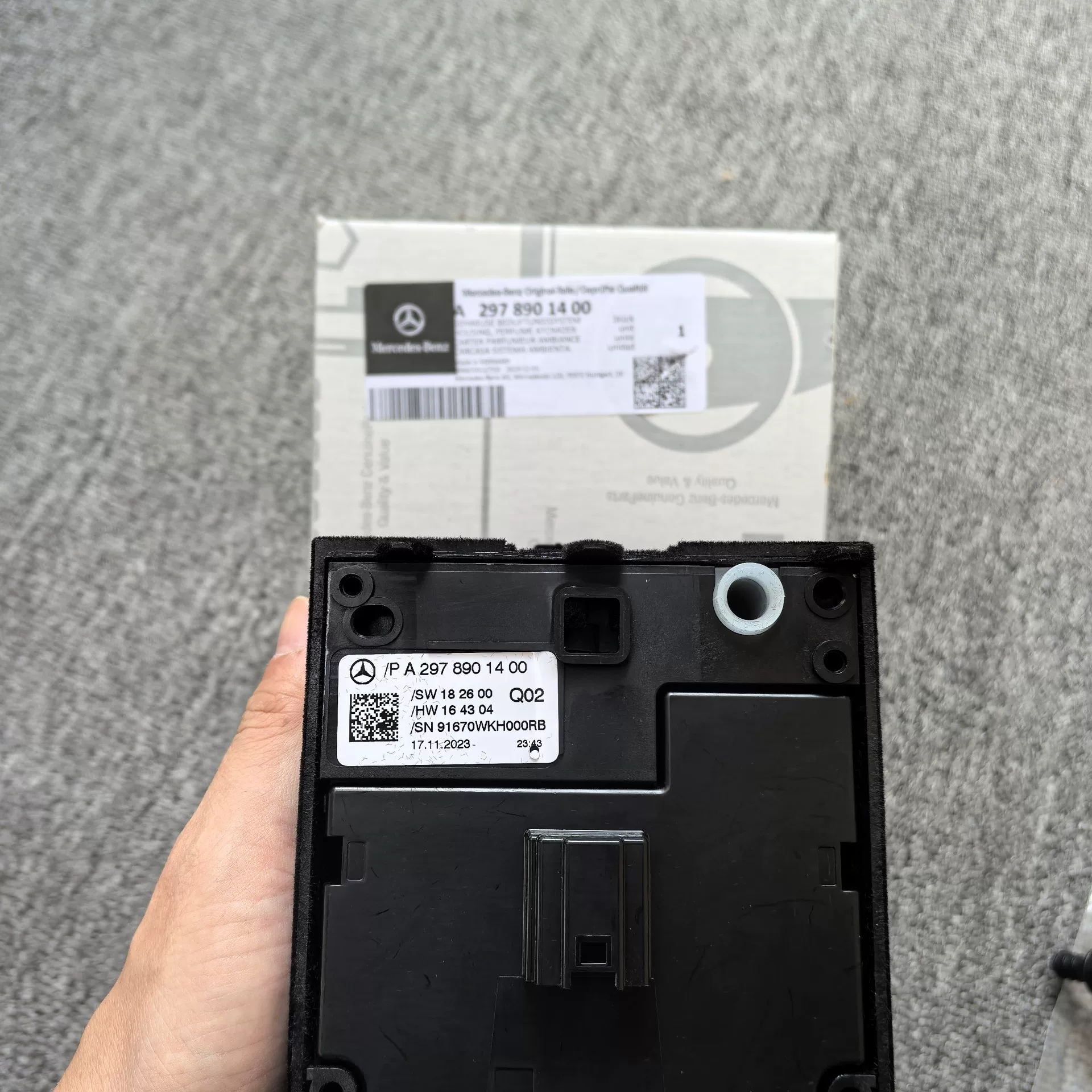 Mercedes-Benz Genuine Air Fragrance & Ionizer System (OEM)