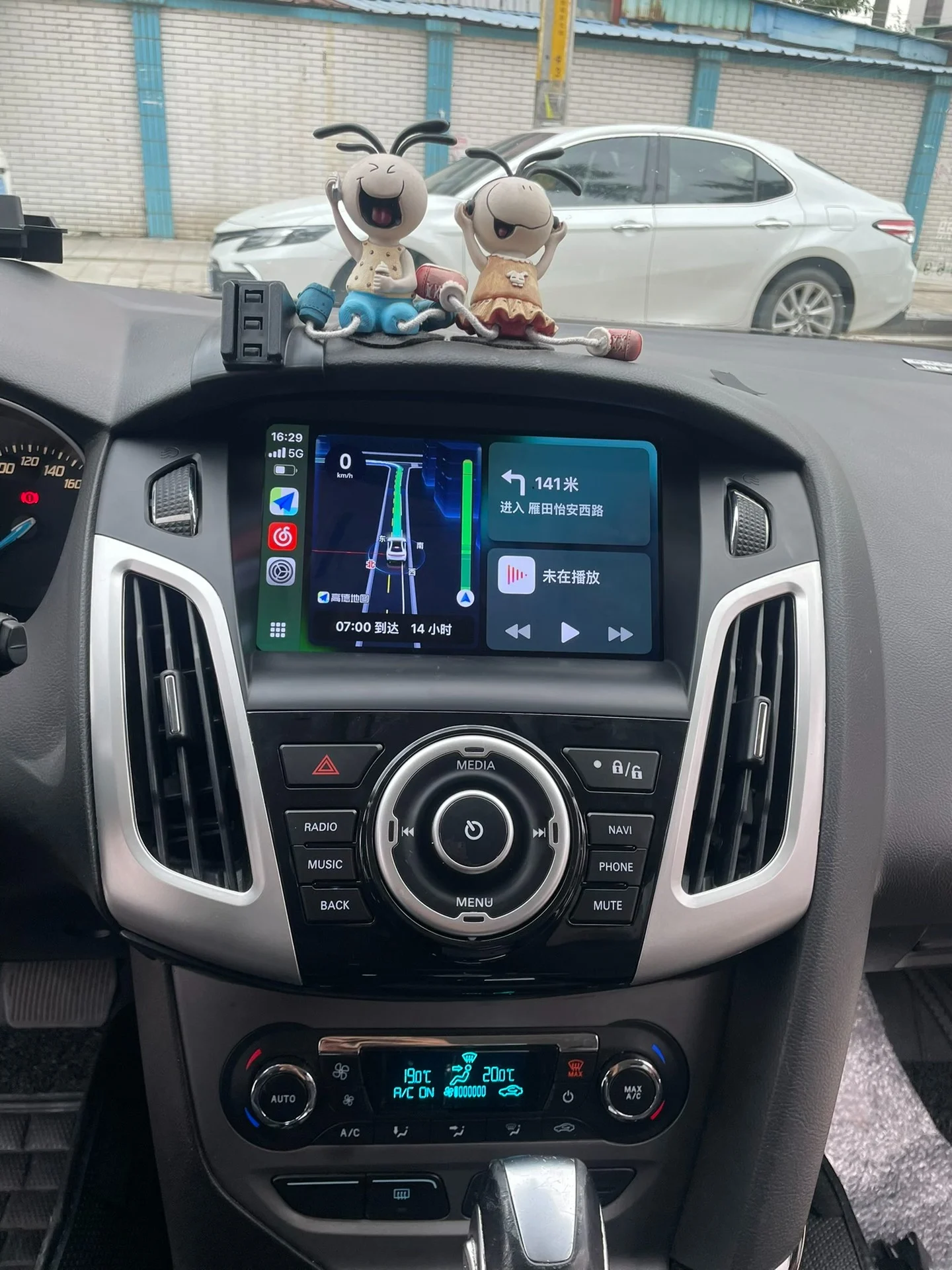 Ford Focus Aftermarket Linux Infotainment System – 9" or 10.1" Full-Lamination Display, Wireless CarPlay & HiCar, Built-in 4×45W Hi-Fi Amplifier
