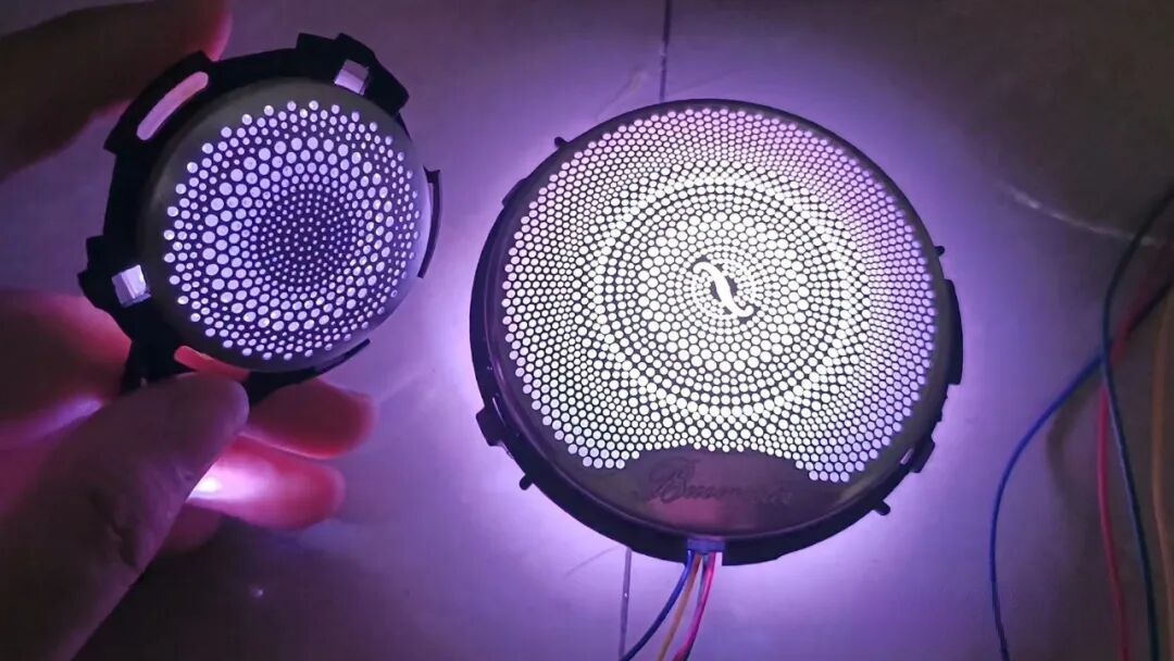 Installed unit — even edge-to-edge illumination, no hotspots