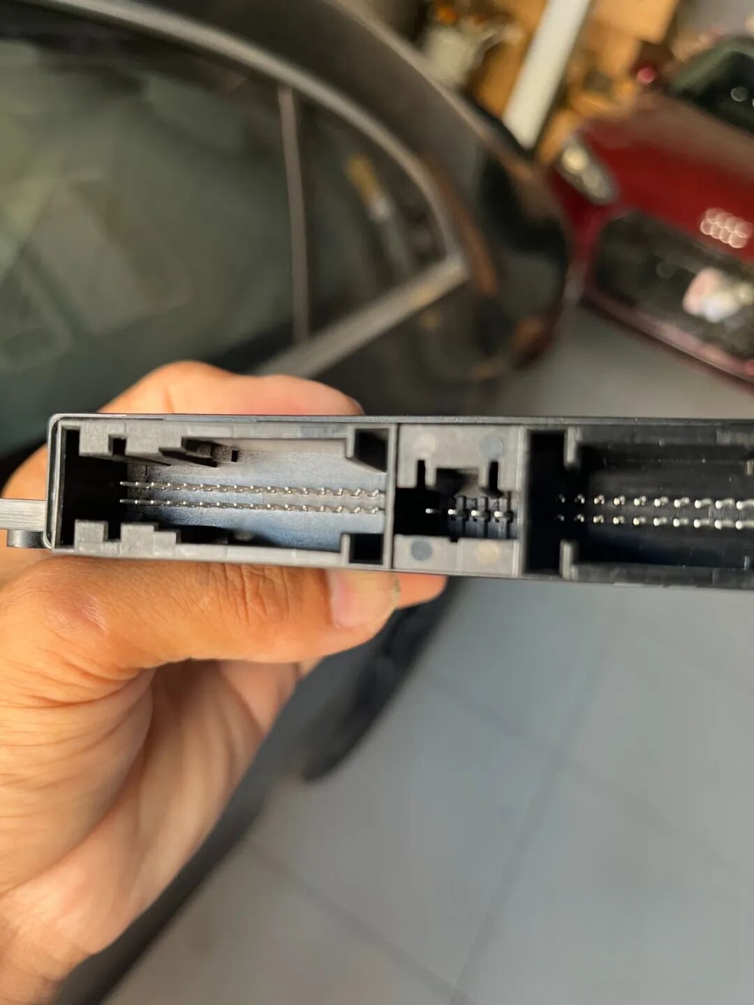 Auxiliary connector