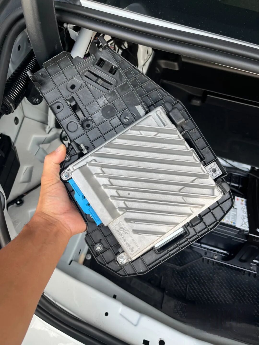 Installation Record of the New Mercedes-Benz C-Class Factory-Installed Burmester Sound System