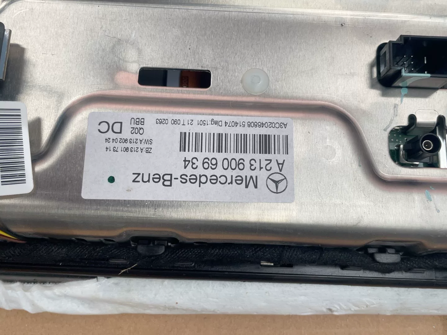 Mercedes-Benz 213 OEM LCD Instrument Cluster Display, Available in Dual-Bulb and Single-Bulb Versions