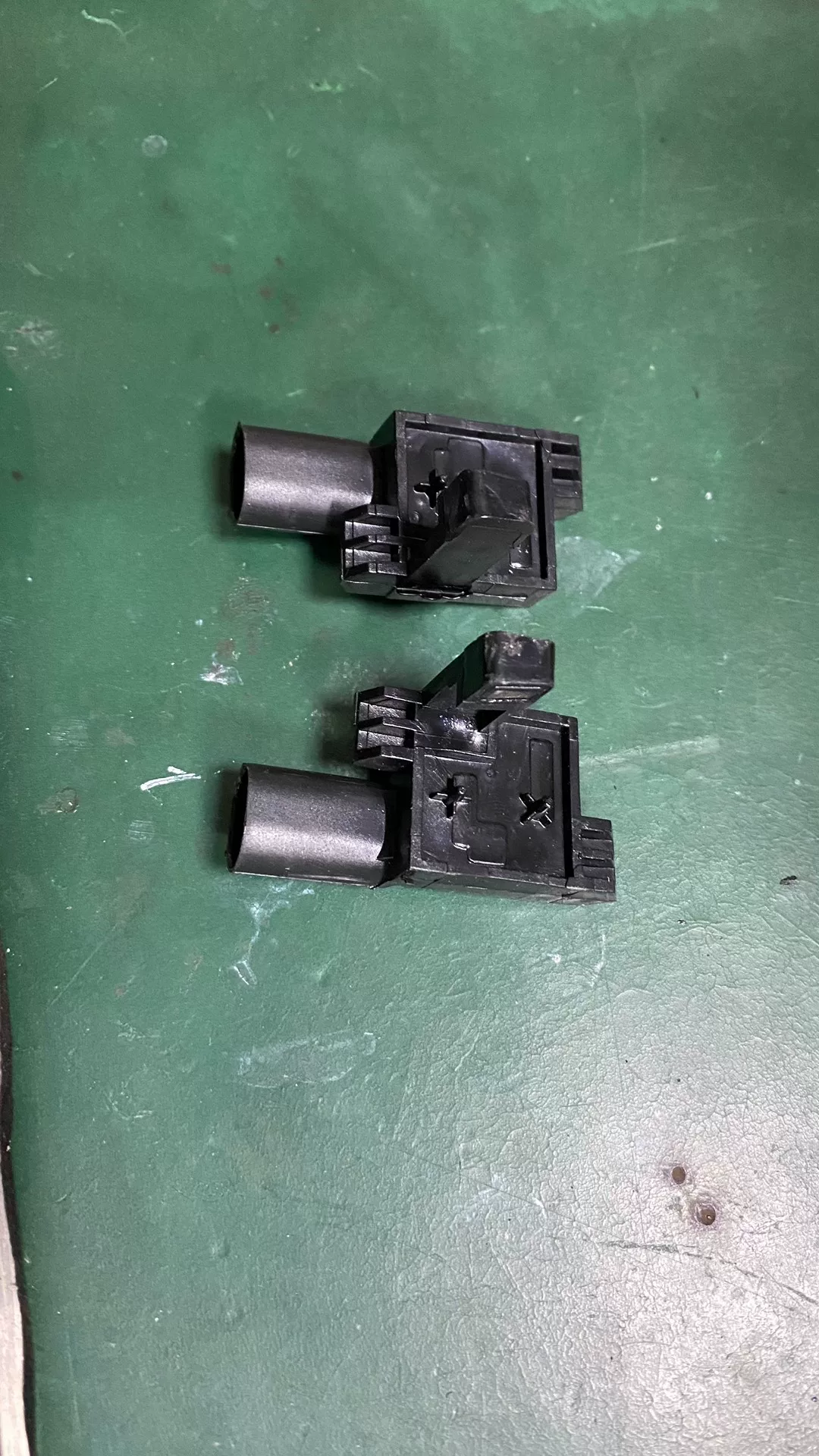 Mercedes-Benz door handle light, 1:1 aftermarket replacement, suitable for Mercedes-Benz models such as C-Class, E-Class, and S-Class.
