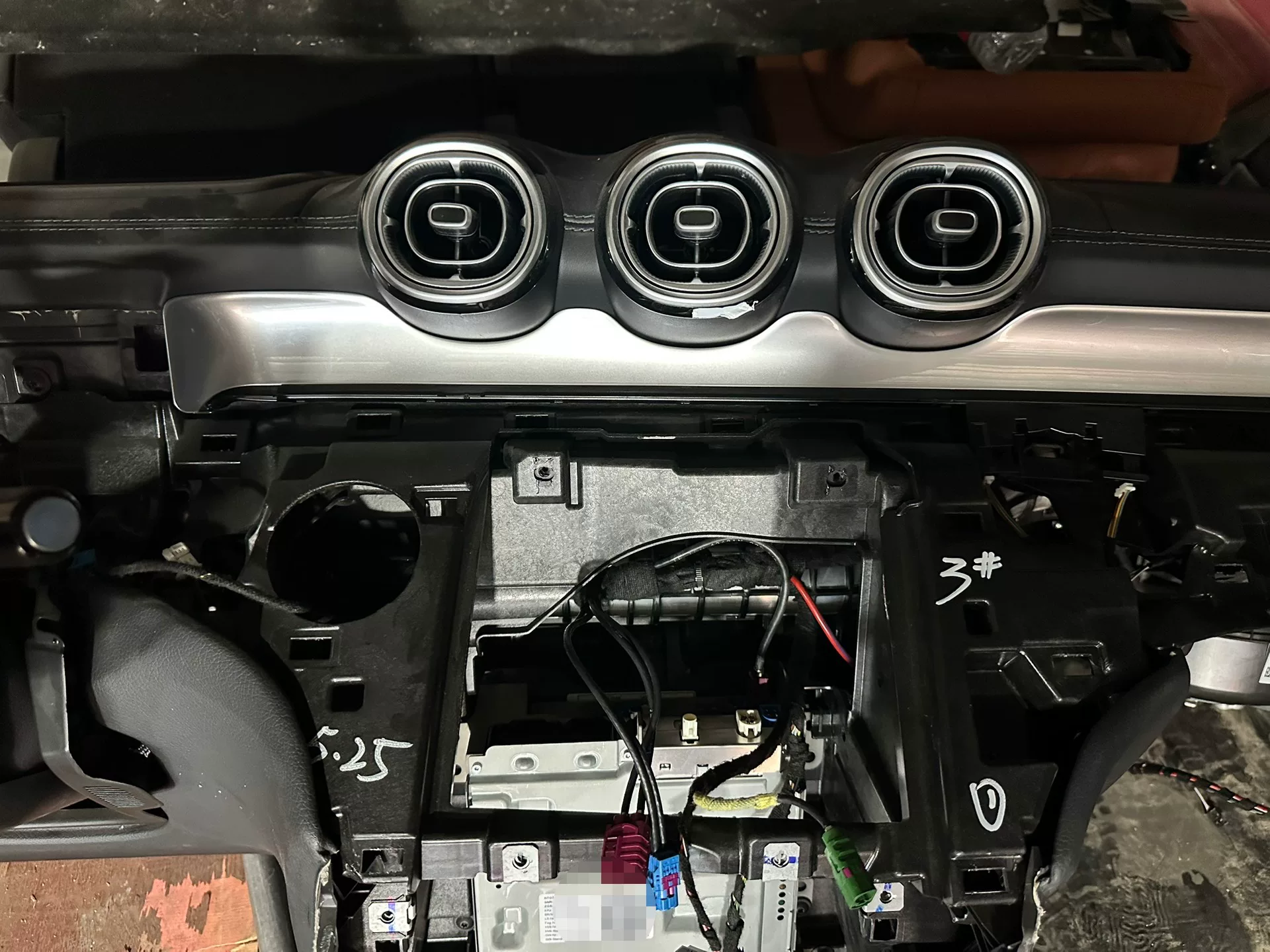 Genuine Mercedes-Benz GLC254 dismantled dashboard assembly