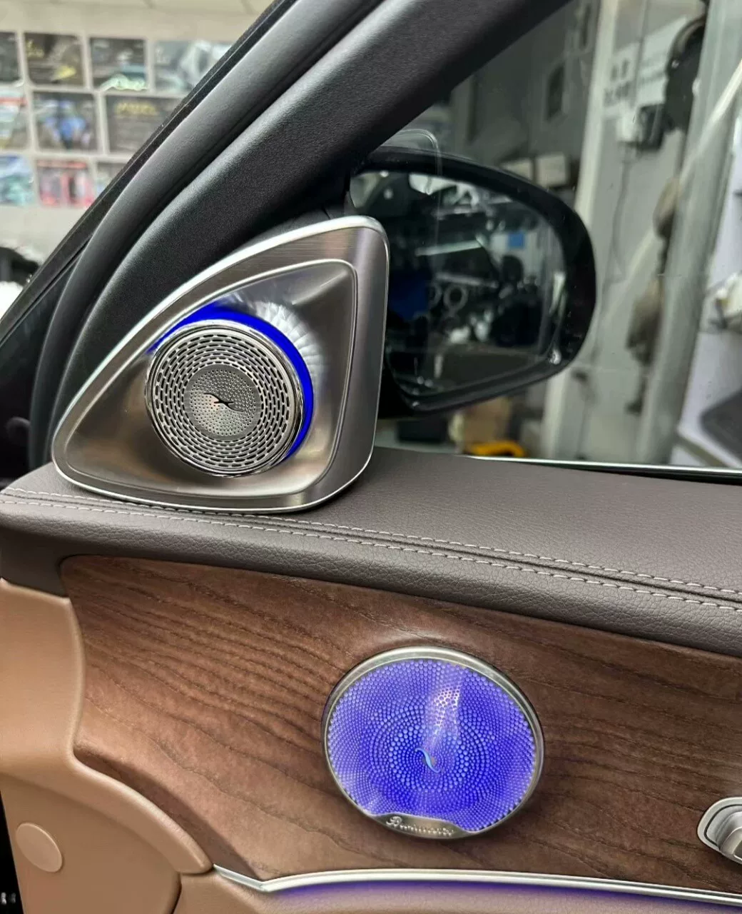 Mercedes-Benz 4D Rotating Tweeter with Ambient Lighting | Vehicle-Specific Rotating Tweeter Unit