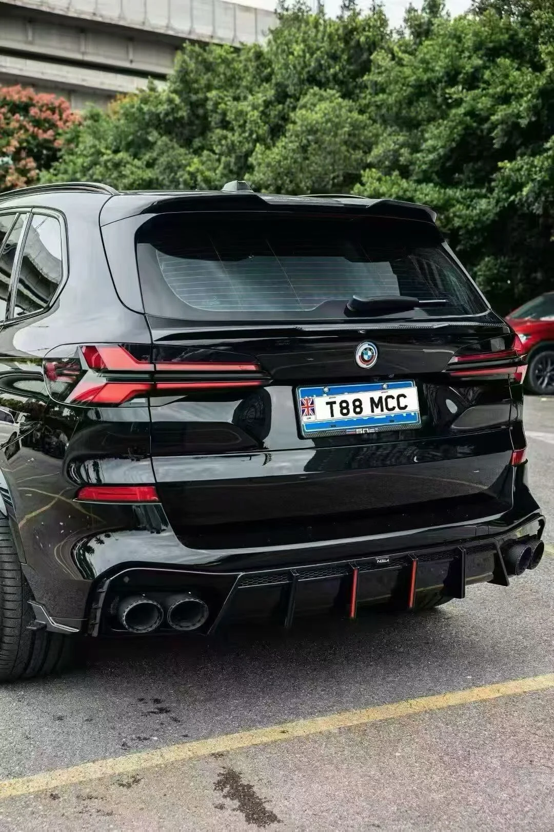 Kit de carroceria em fibra de carbono BMW X5 VTEN - Difusor traseiro, spoiler do porta-malas, grade, espelhos laterais