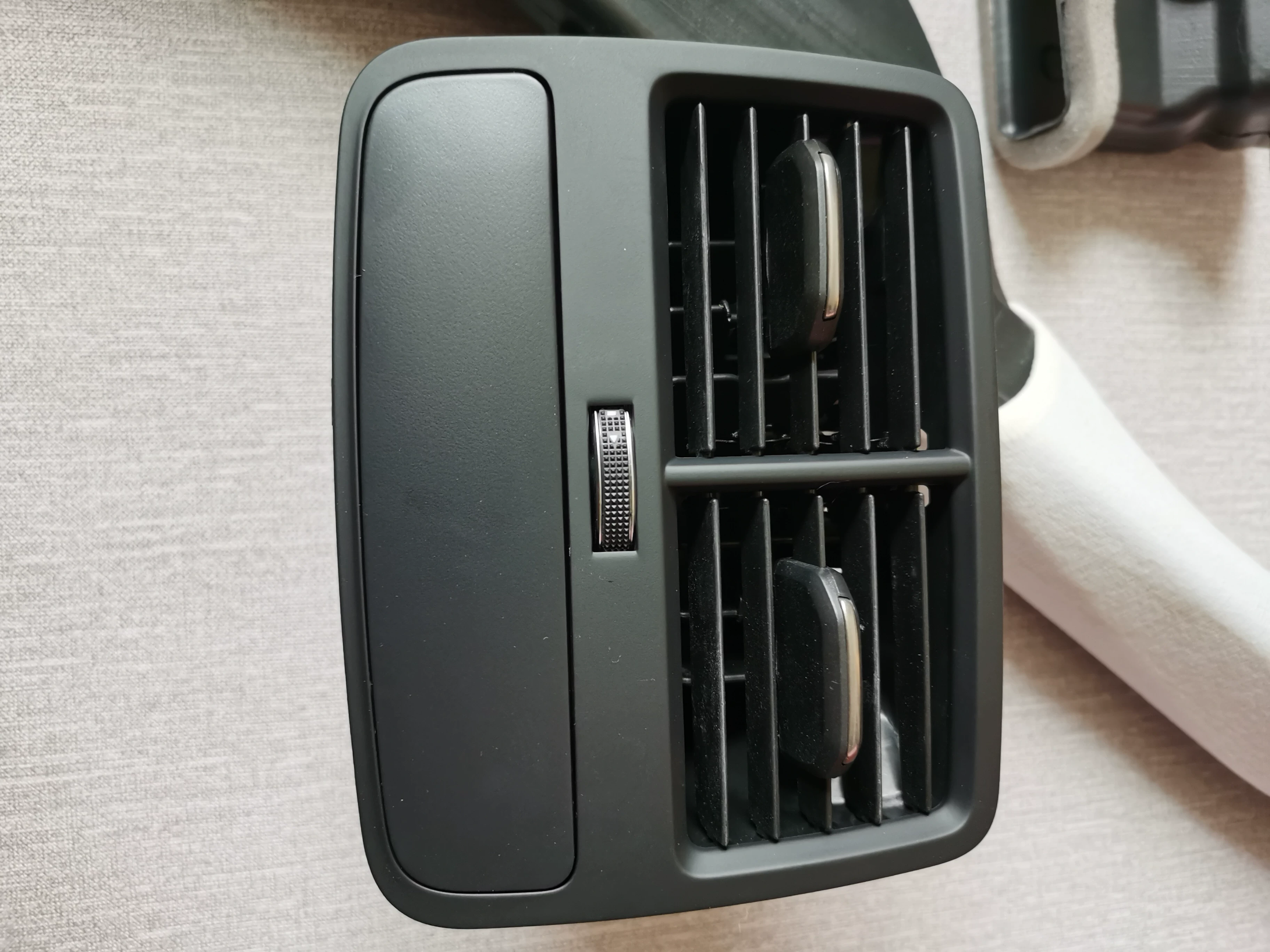 Audi A4 Q5 A3 Rear AC Vent Kit with Ducting (2009–2016)