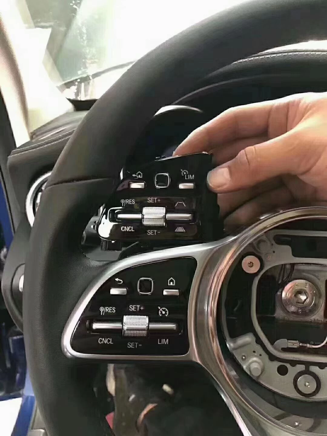 Mercedes-Benz Original ACC Adaptive Cruise Control System Compatible with the entire vehicle lineup Includes programming and technical support