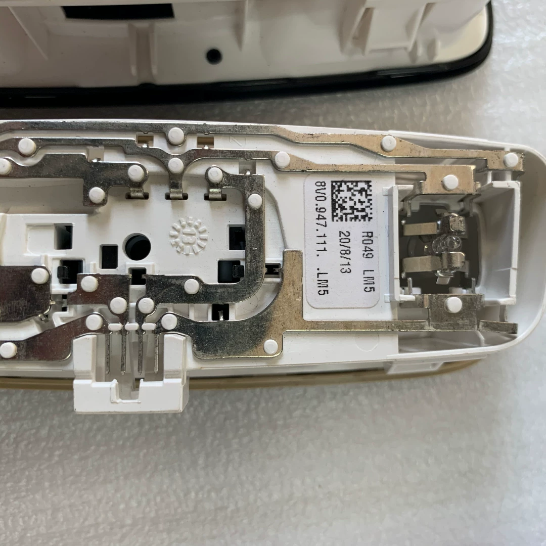 OEM Audi Interior Dome Light for A1 A3 Q3 Replacement Reading Light Ceiling Lamp with Halogen Bulb