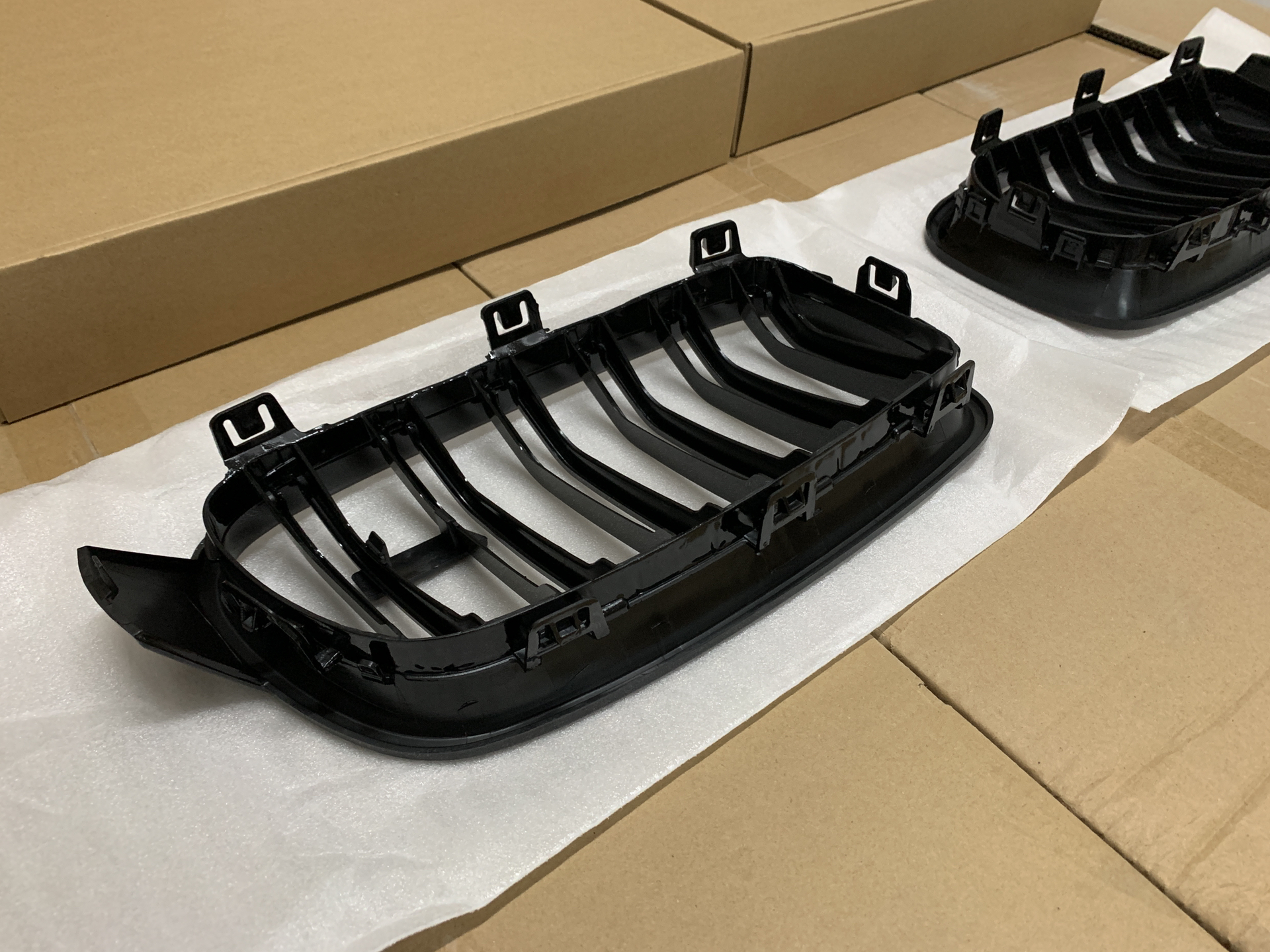 Grade do BMW Série 3 F30 F35 2013-2019 Linha Dupla Preto Brilhante