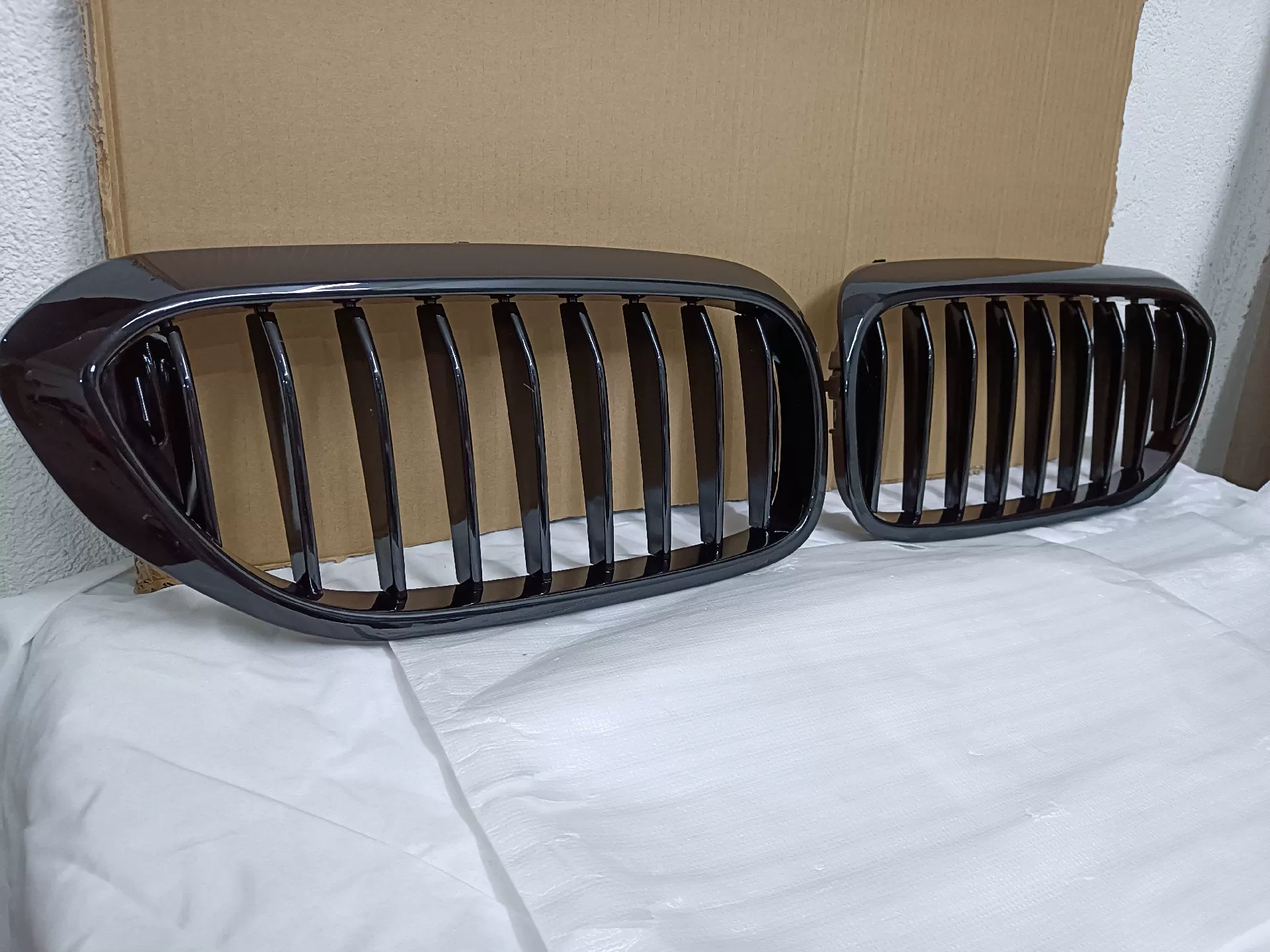 BMW 5 Series G30/G38 Grille (2017–2020) – Single-Line Gloss Black Front Upper Grille
