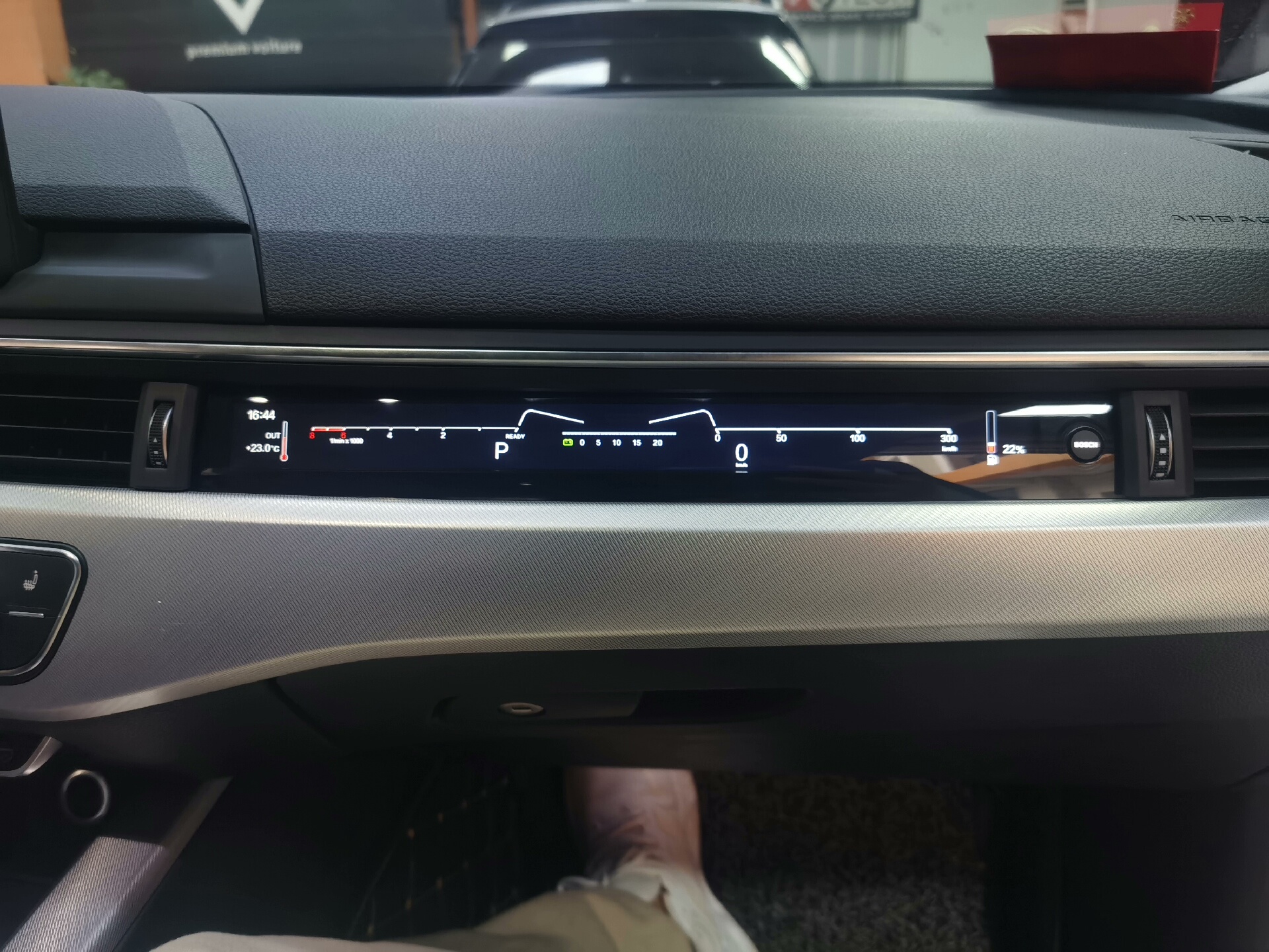Tela LCD de instrumentos para passageiro do terceiro modelo da Audi Peças de conversão do cockpit virtual da Bosch Compatível com as plataformas A4L/A5/S4/S5/RS4/RS5/B9