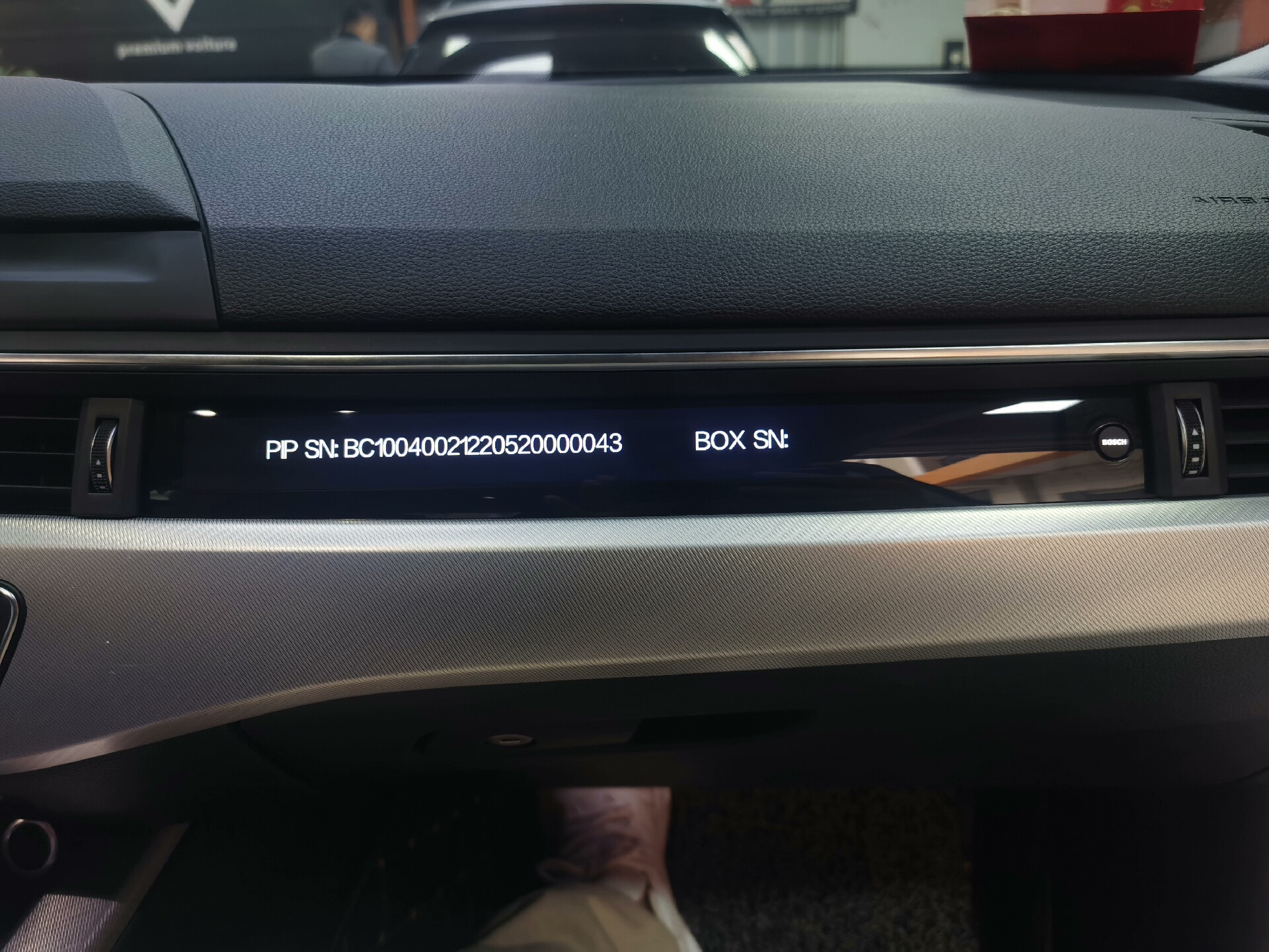 Tela LCD de instrumentos para passageiro do terceiro modelo da Audi Peças de conversão do cockpit virtual da Bosch Compatível com as plataformas A4L/A5/S4/S5/RS4/RS5/B9