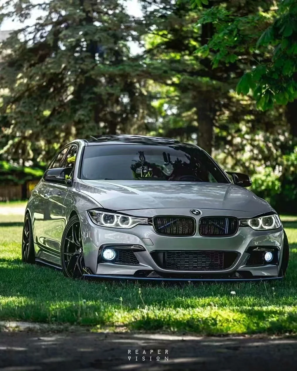 Kit de carroceria BMW Série 3 F30 F35 MT (2013–2019) – Para-choque dianteiro em estilo M3, para-choque traseiro, saias laterais, grade, capô, para-lamas