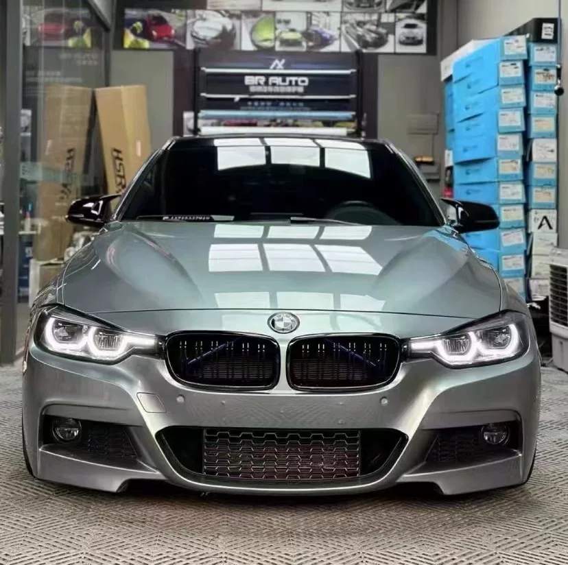 Kit de carroceria BMW Série 3 F30 F35 MT (2013–2019) – Para-choque dianteiro em estilo M3, para-choque traseiro, saias laterais, grade, capô, para-lamas