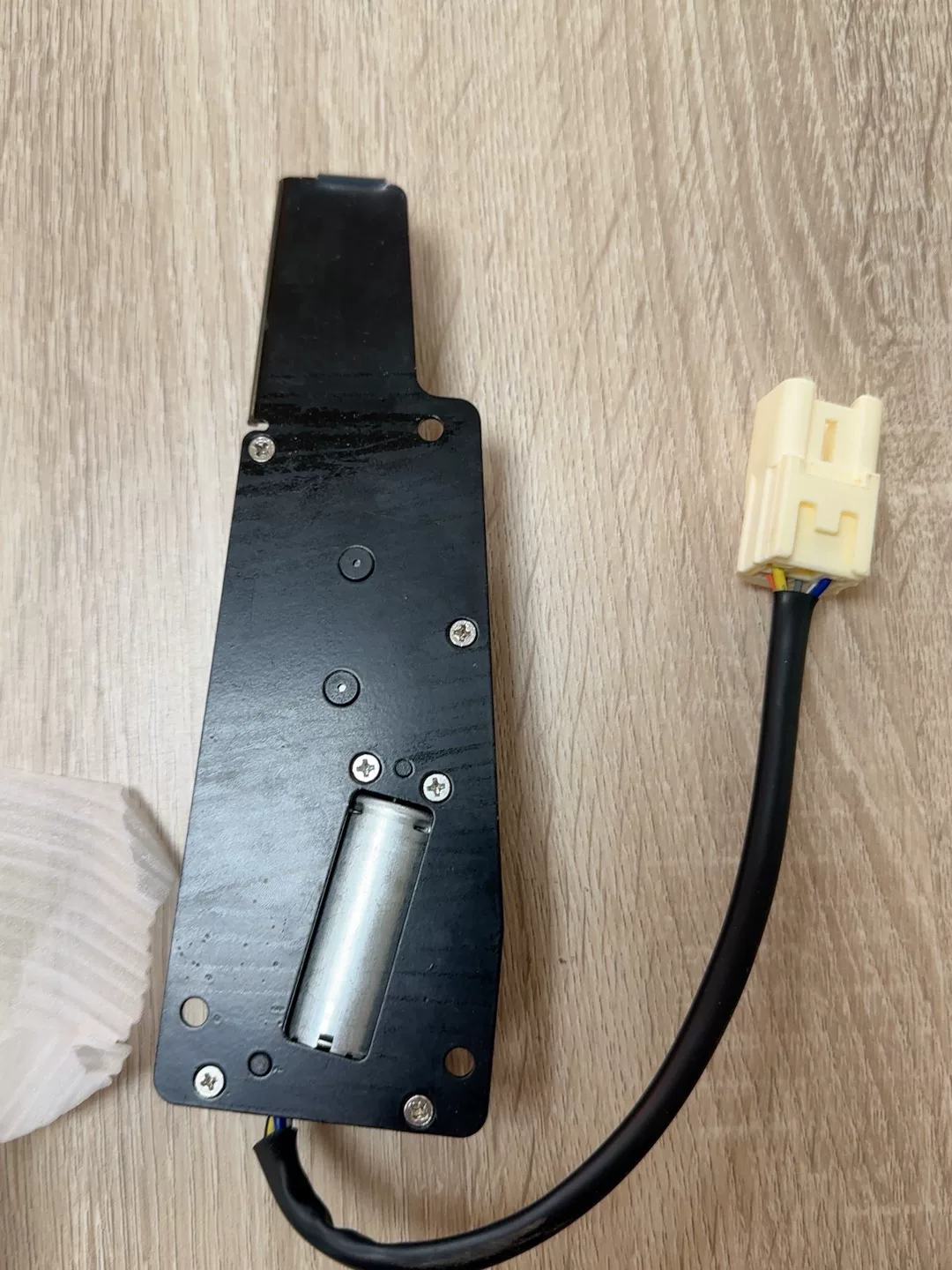 Universal Electric Power Tailgate Latch Actuator with 6-Pin Connector