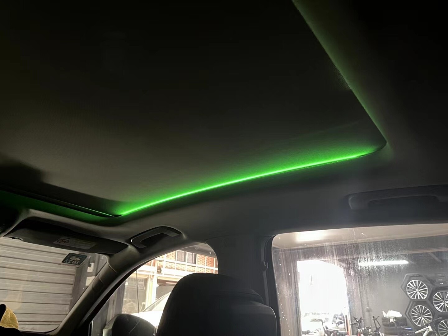 Audi A4 A5 Sunroof Ambient Lighting – Original Factory Protocol – 30 Colors, Synchronized