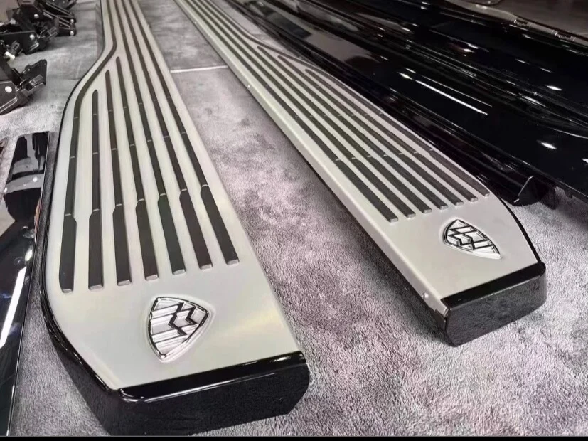 Mercedes-Benz GLS Maybach Style Power Running Boards for W167 GLE GLS
