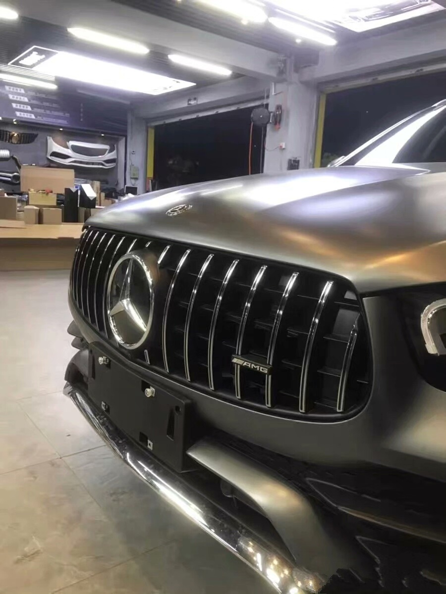 Peças de rebaixamento para a grade dianteira vertical dos modelos Mercedes-Benz Classe C, Classe E, GLC, CLA e GT