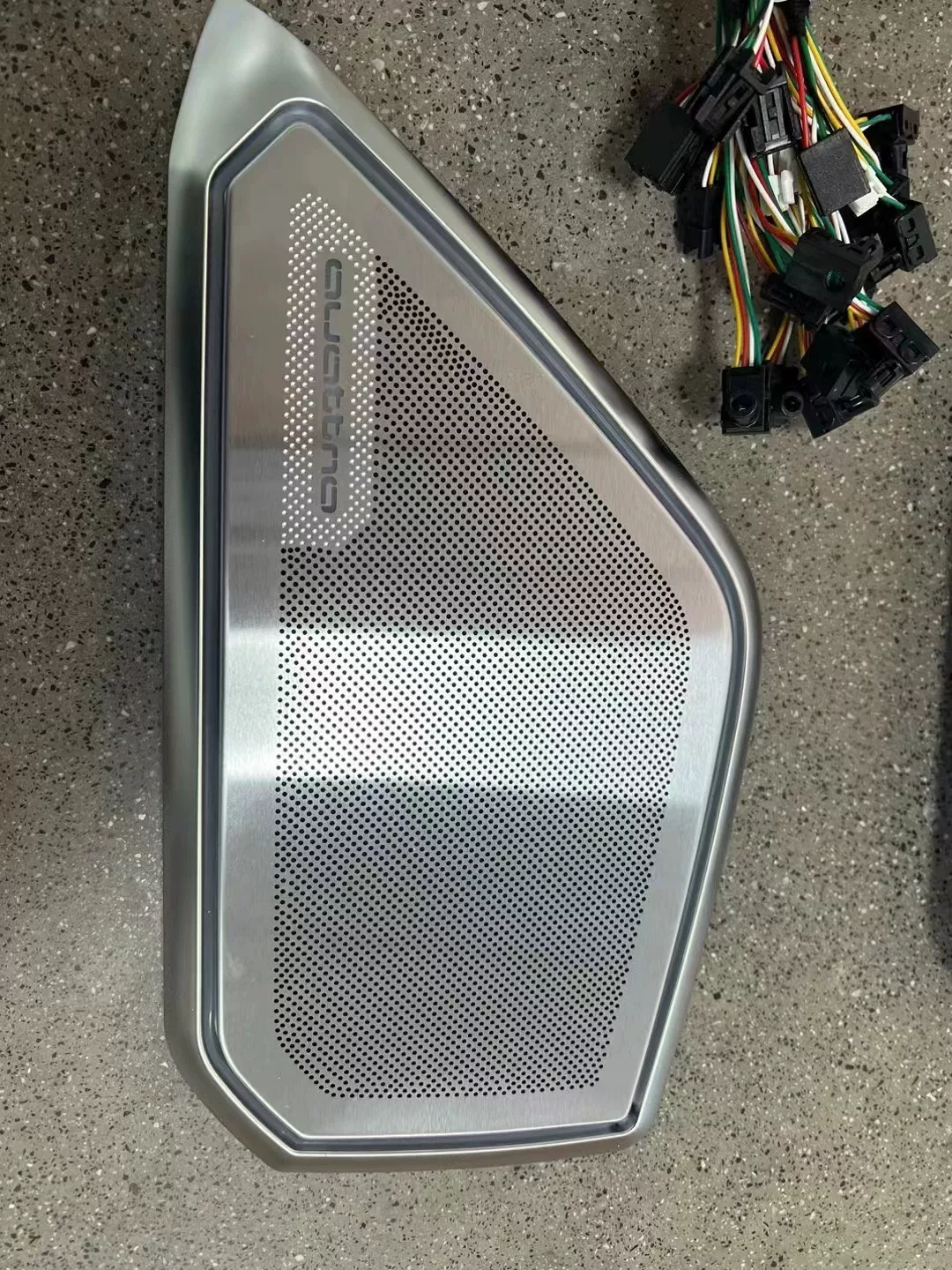 Audi A6 C8 A7L Four-Door Speaker Cover Ambient Lighting