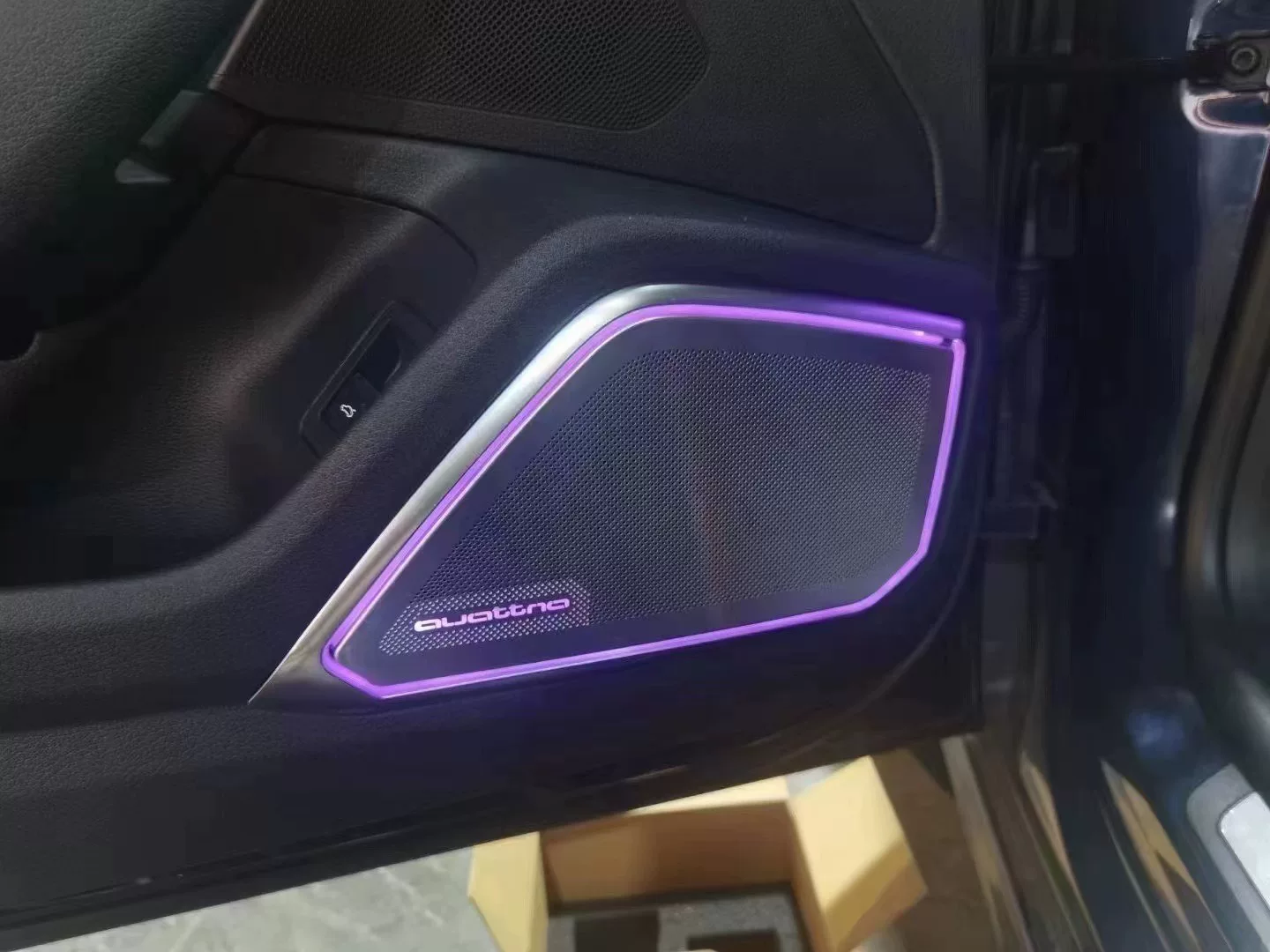 Audi A6 C8 A7L Four-Door Speaker Cover Ambient Lighting
