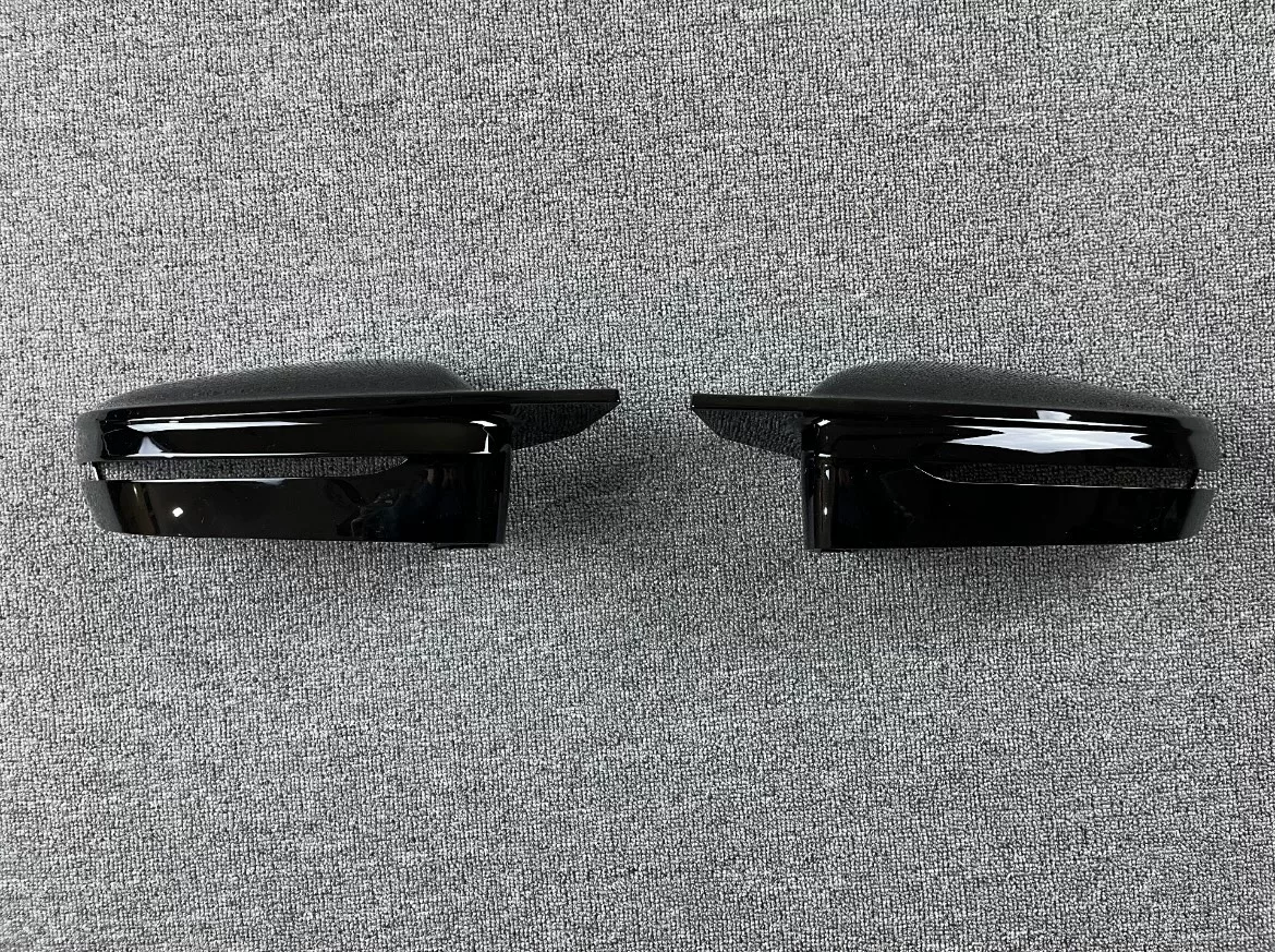 Cubiertas de espejos de bocina de fibra de carbono para BMW G20, G22, G30 - Estilo guerrero negro