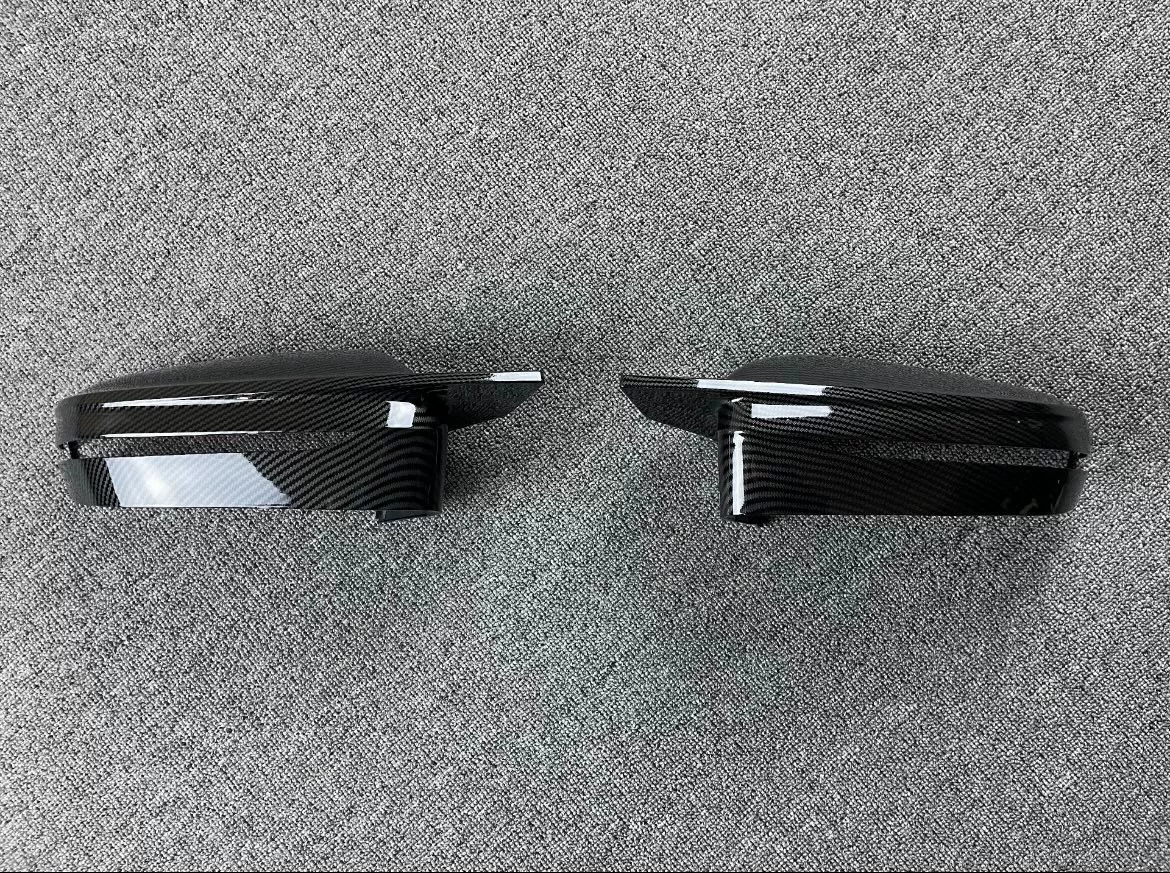 Cubiertas de espejos de bocina de fibra de carbono para BMW G20, G22, G30 - Estilo guerrero negro