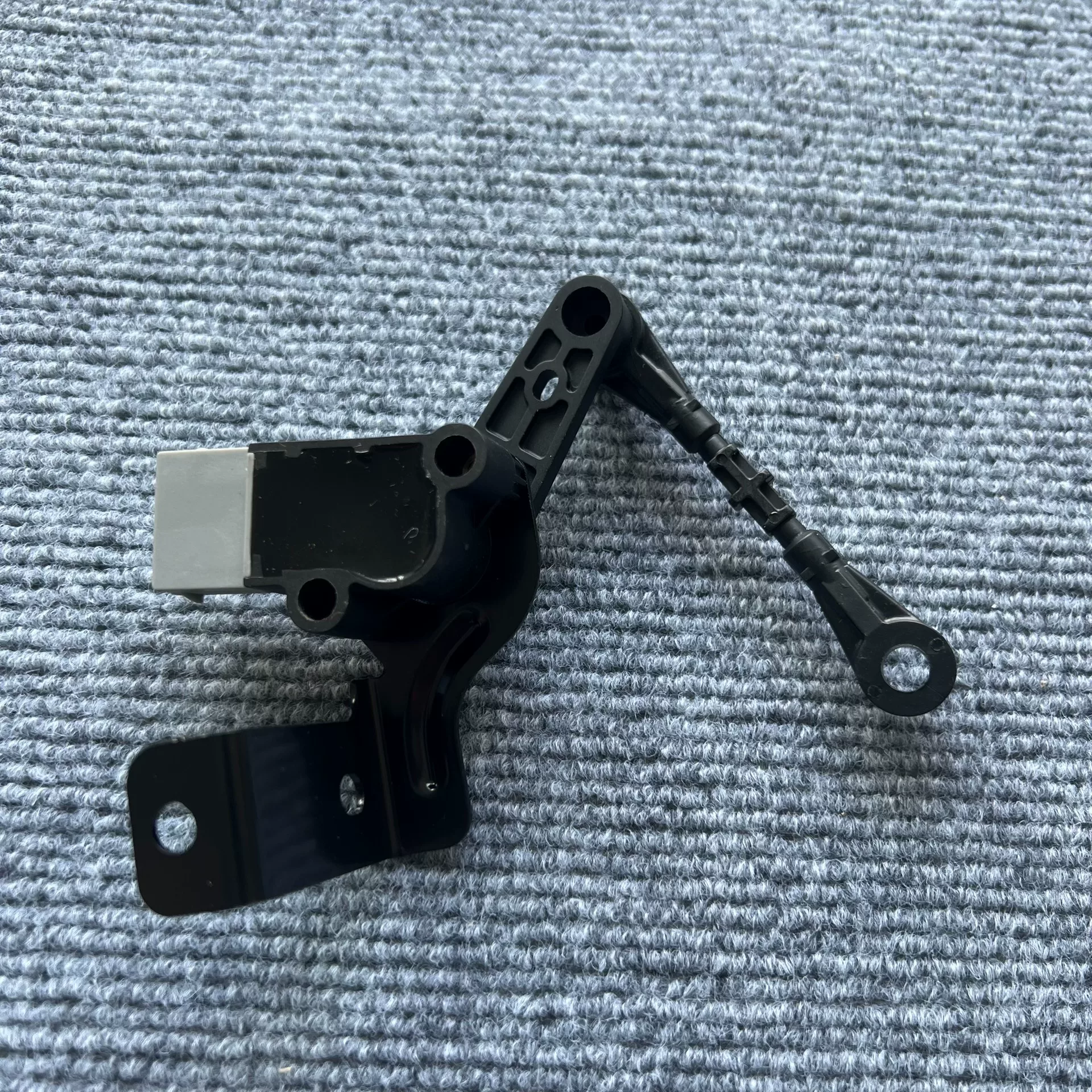 Land Rover Air Suspension Height Sensor (Front & Rear) for Range Rover Sport, Vogue, Evoque, Discovery 3/4, Velar