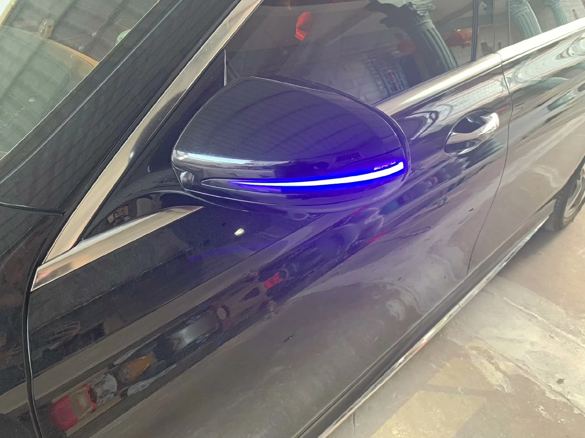 Mercedes-Benz Dynamic Sequential Turn Signal Mirrors for A-Class, C-Class, E-Class, GLB, GLC