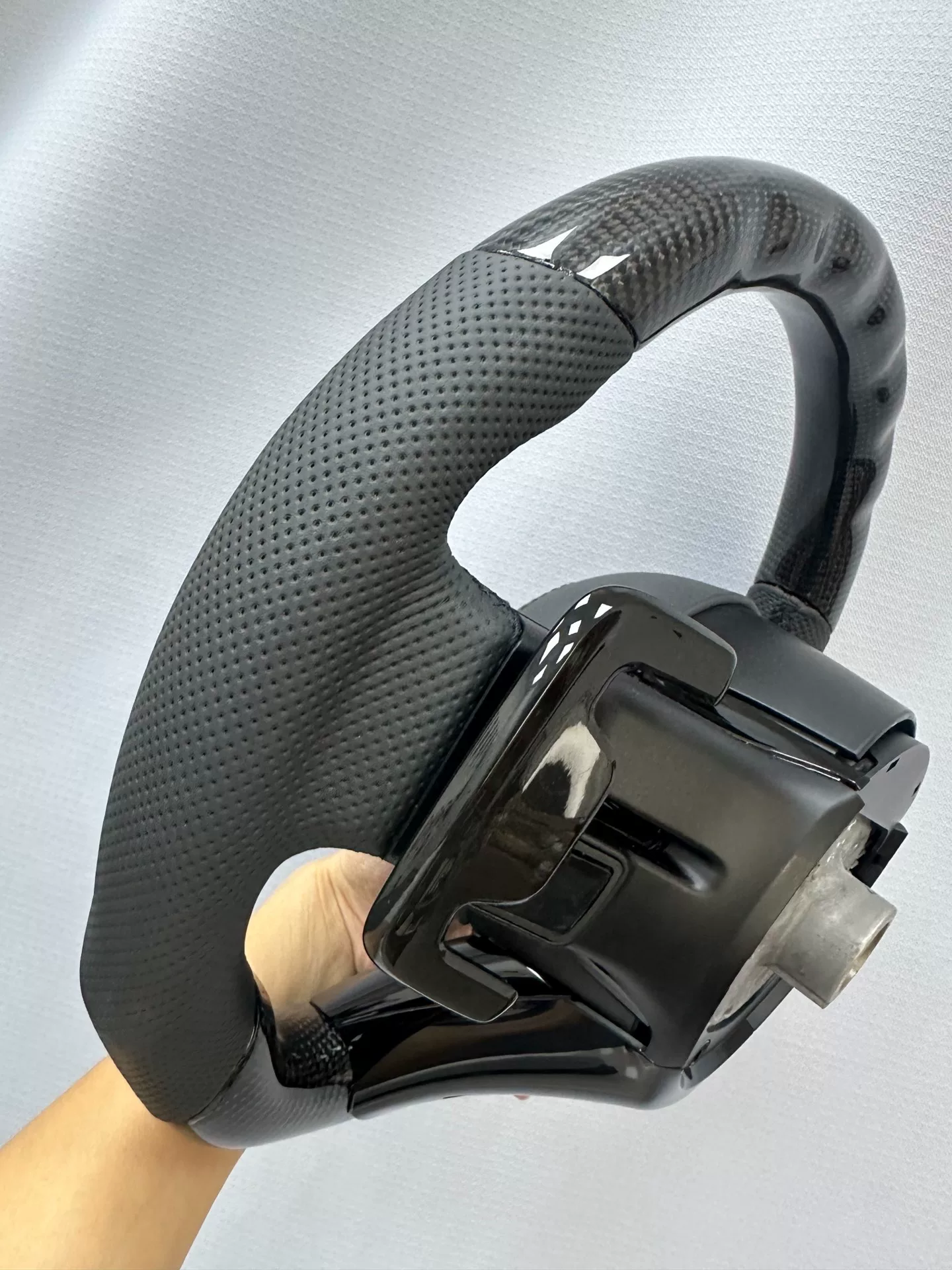 Mercedes-AMG Flat-Base Sport D-Type Carbon Fiber Steering Wheel Assembly