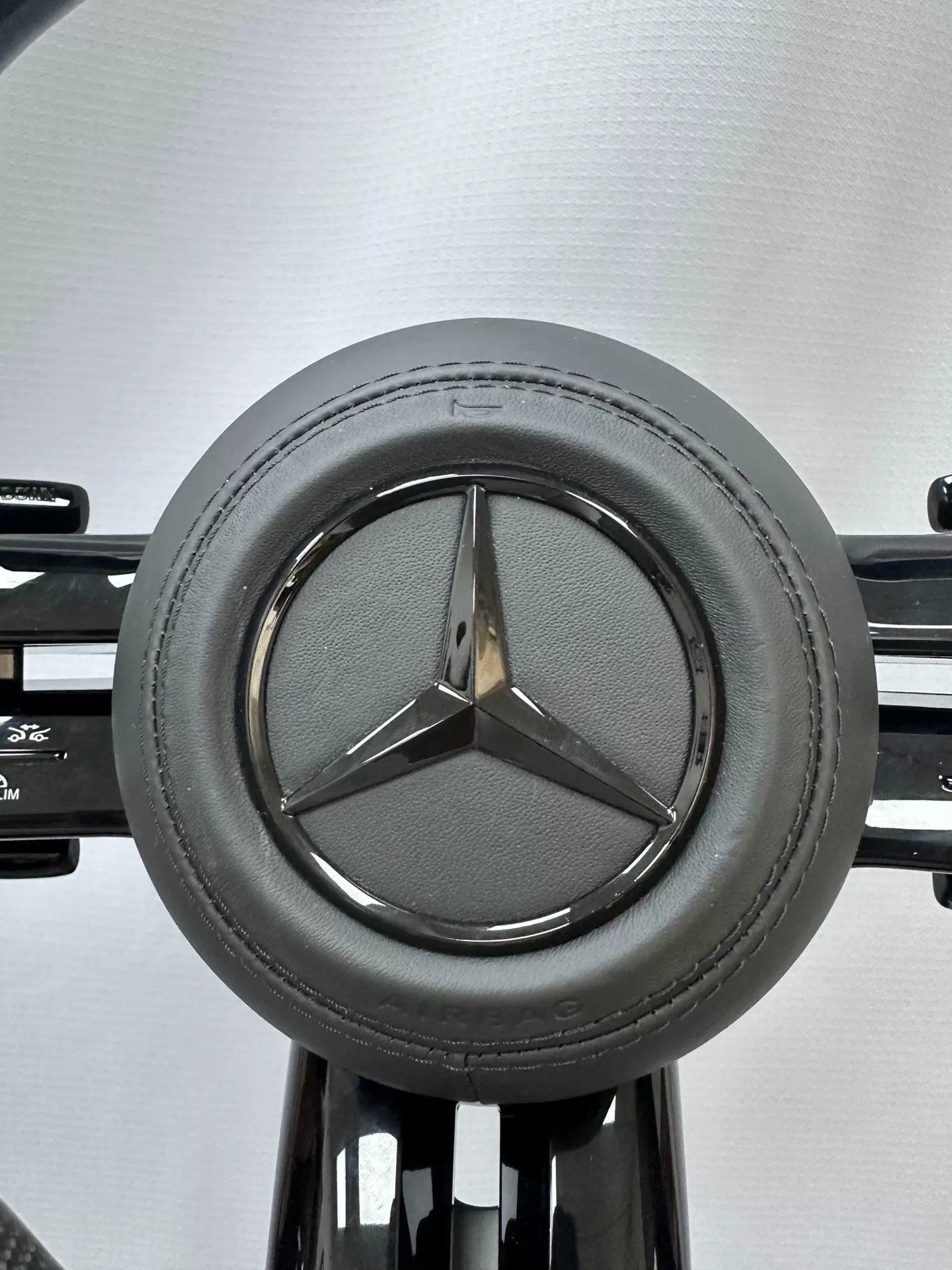 Mercedes-AMG Flat-Base Sport D-Type Carbon Fiber Steering Wheel Assembly